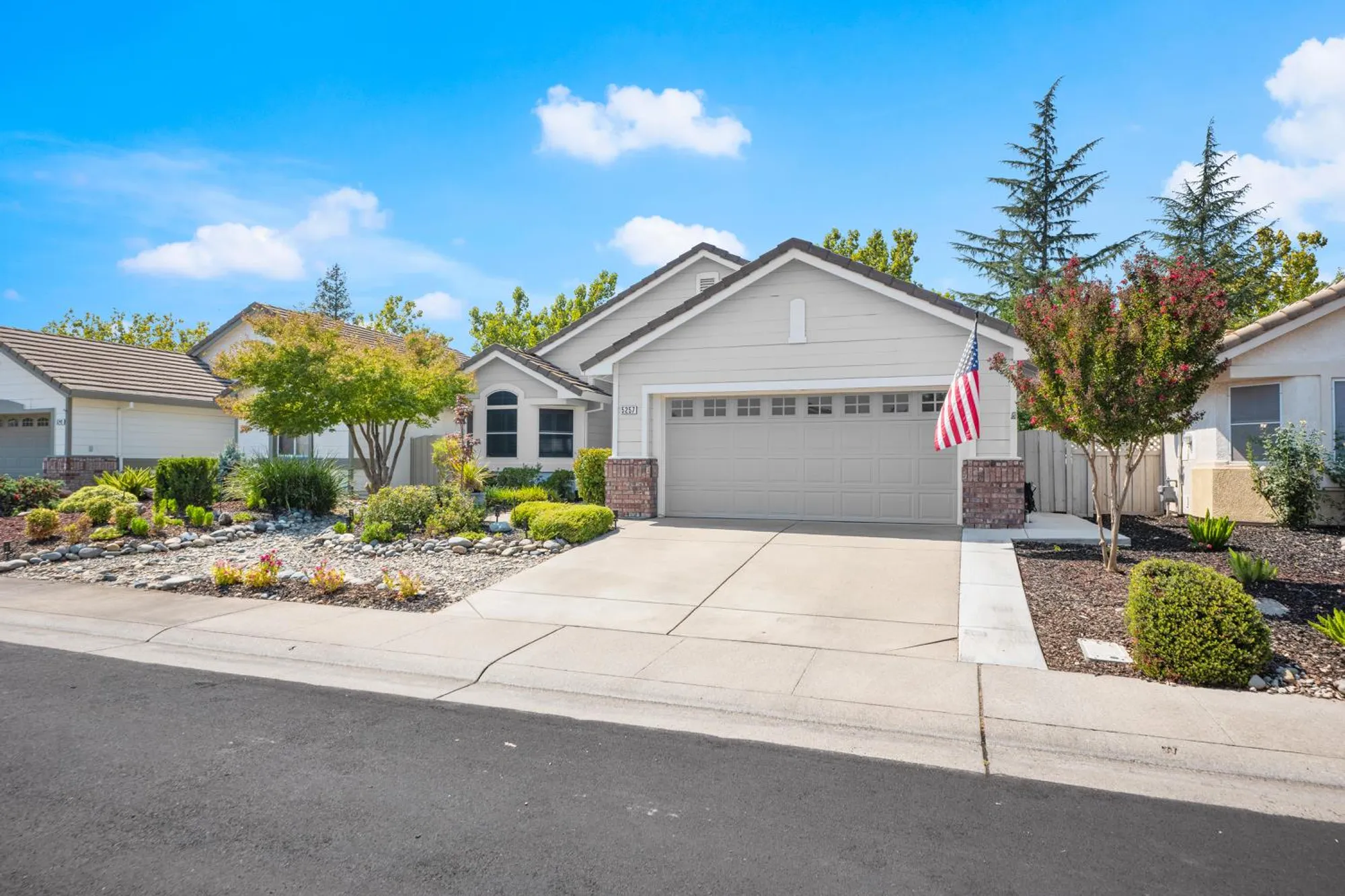 Property Slideshow image 3 of 48 | 5257 dreamgarden loop, Roseville, CA, 95747