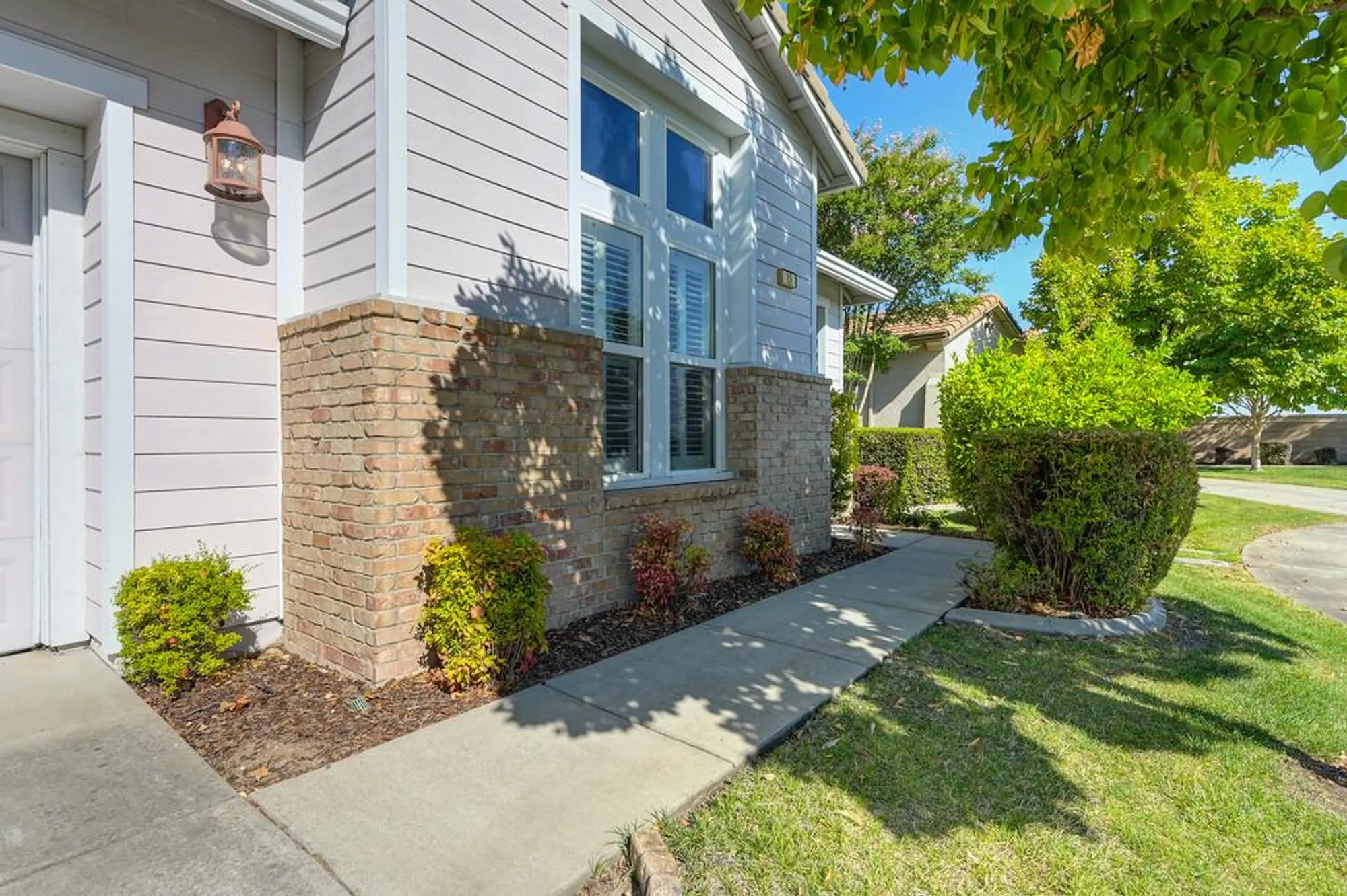 Property Slideshow image 4 of 99 | 15 cristalla pl, Sacramento, CA, 95835