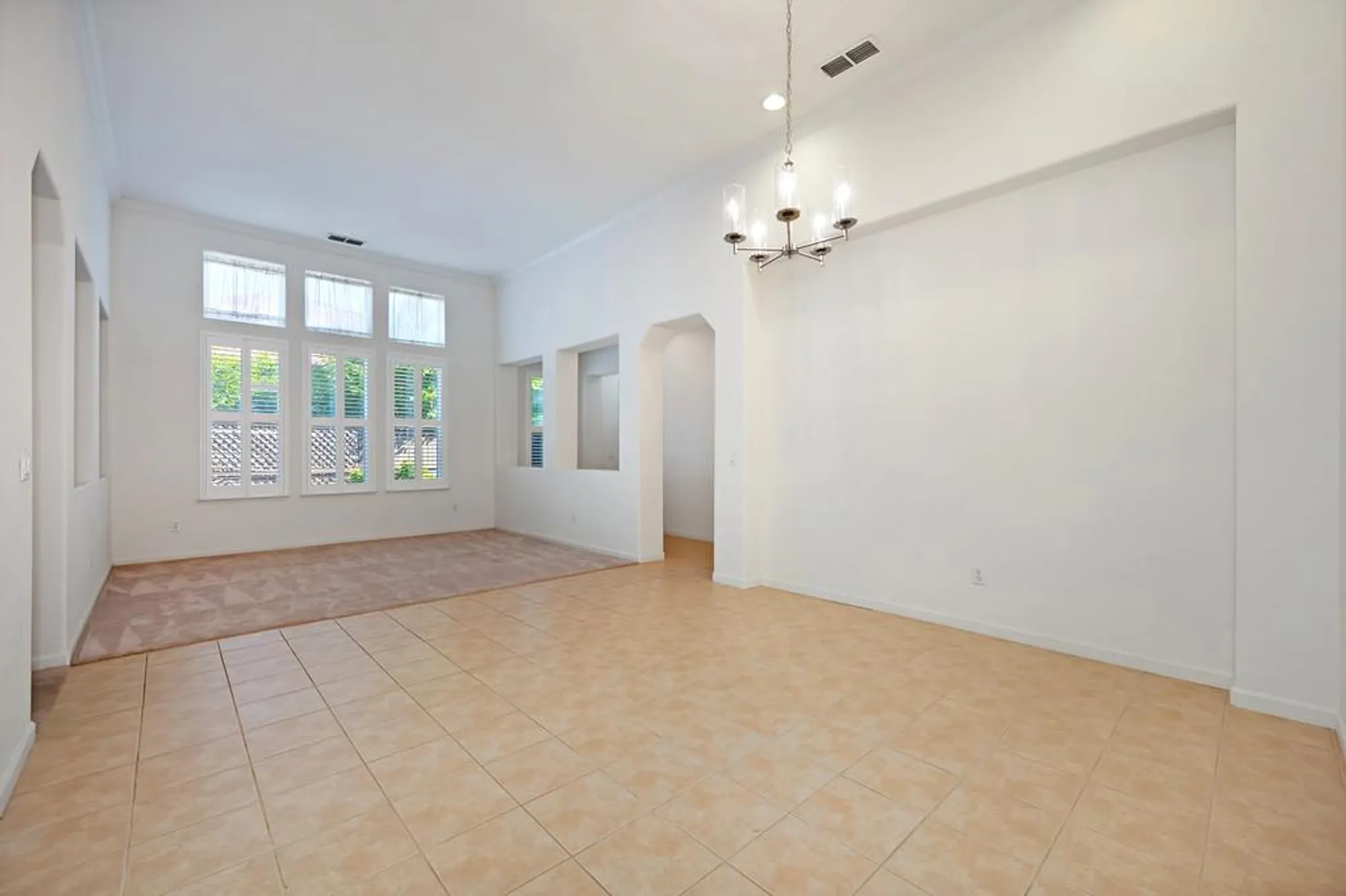 Property Slideshow image 21 of 99 | 15 cristalla pl, Sacramento, CA, 95835