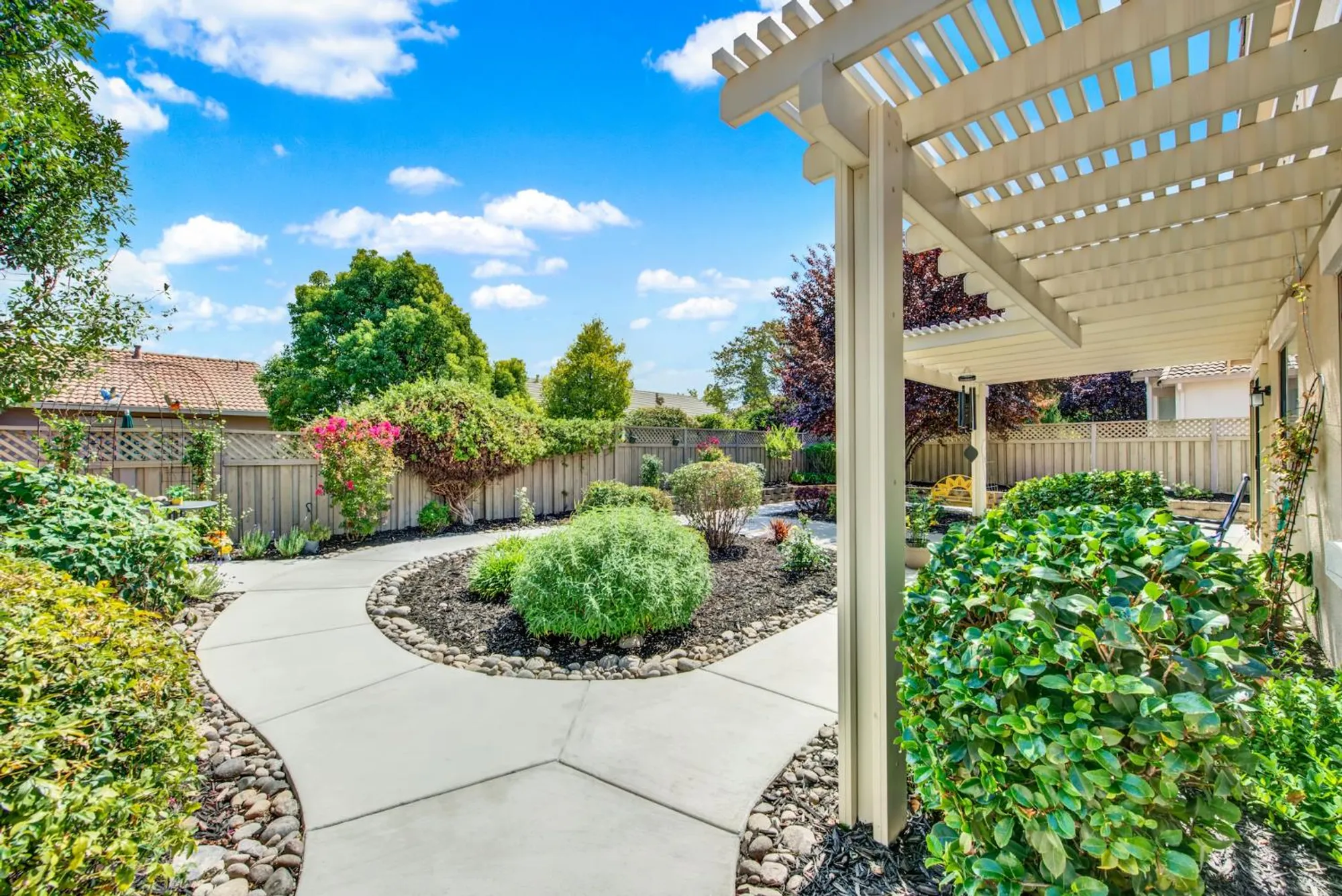 Property Slideshow image 45 of 54 | 891 slawson ln, Lincoln, CA, 95648