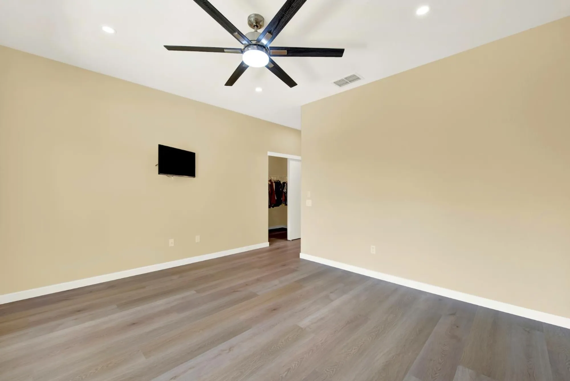 Property Slideshow image 30 of 54 | 891 slawson ln, Lincoln, CA, 95648