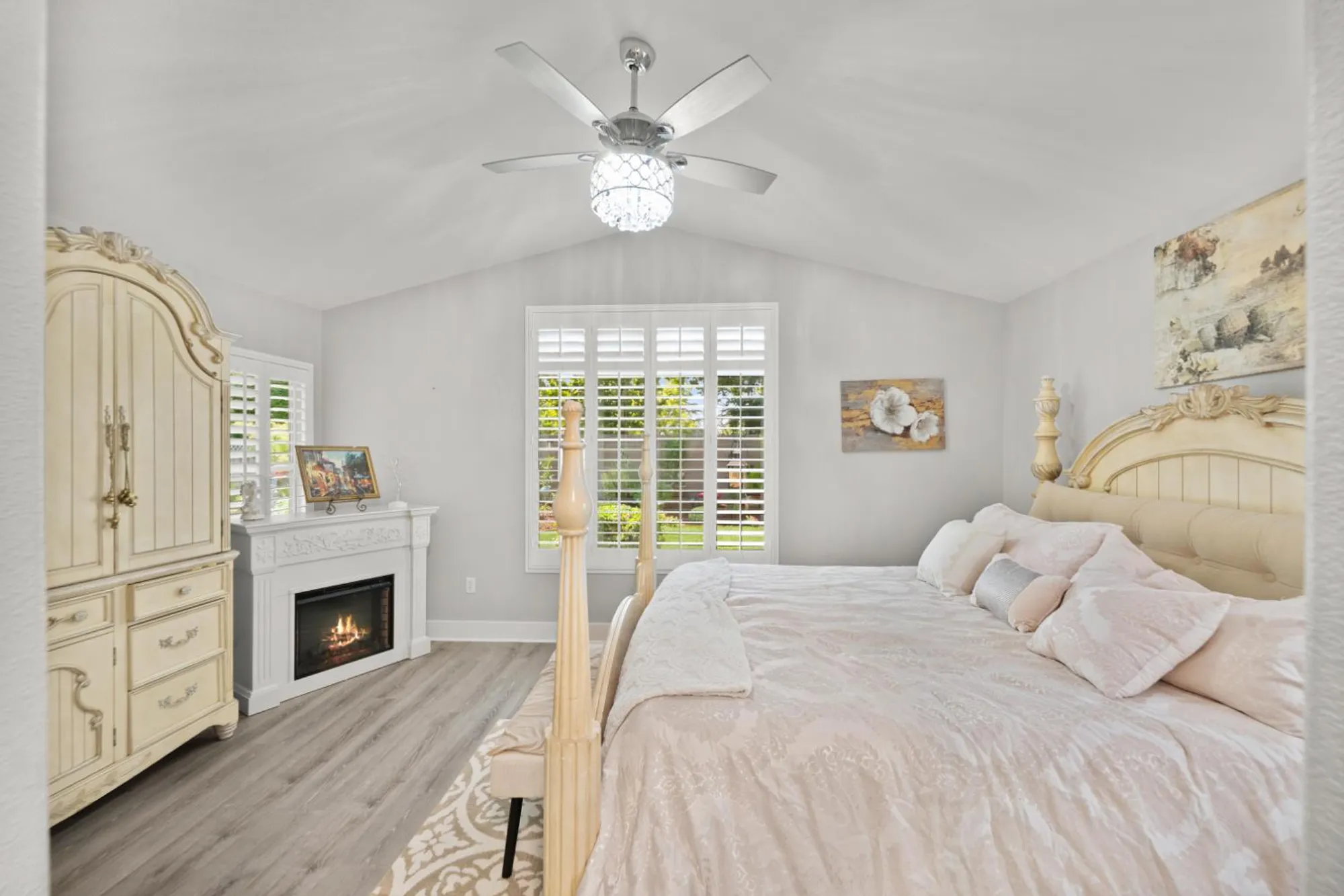 Property Slideshow image 28 of 48 | 5257 dreamgarden loop, Roseville, CA, 95747