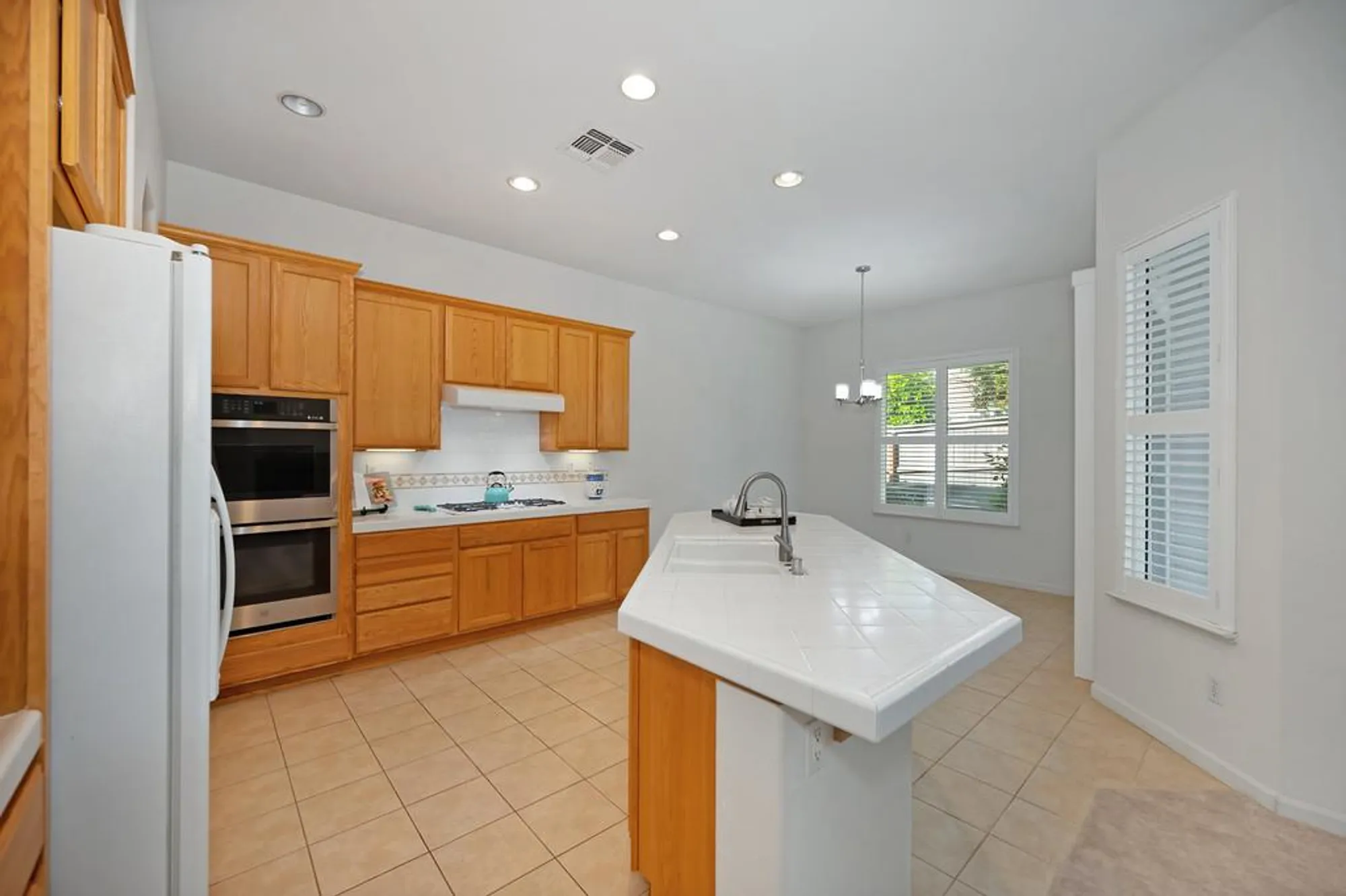 Property Slideshow image 38 of 99 | 15 cristalla pl, Sacramento, CA, 95835