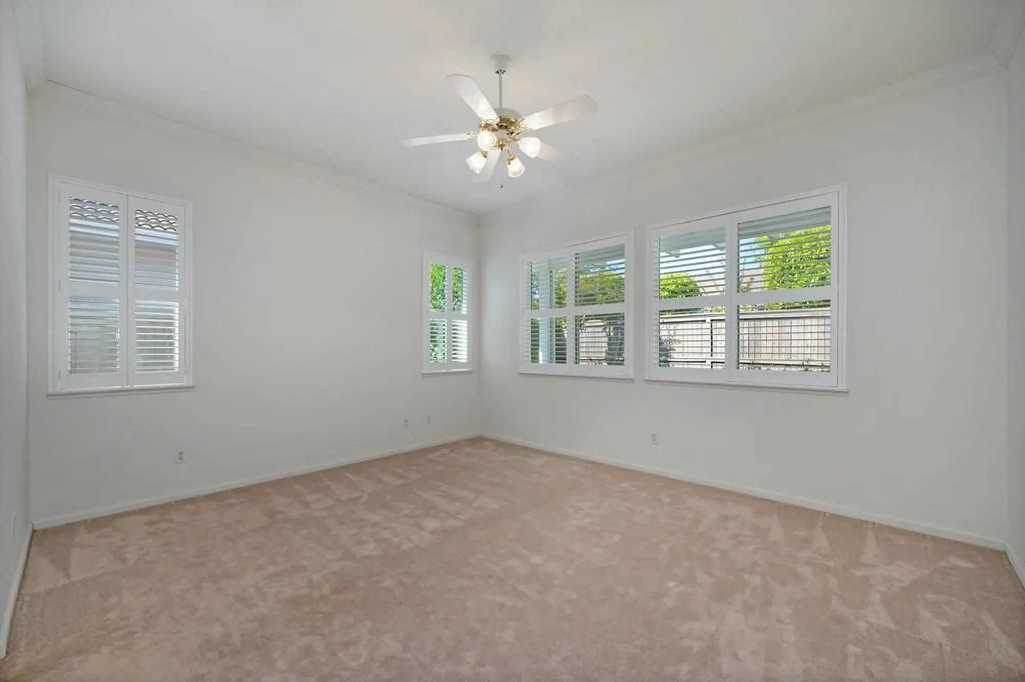 Property Slideshow image 26 of 99 | 15 cristalla pl, Sacramento, CA, 95835