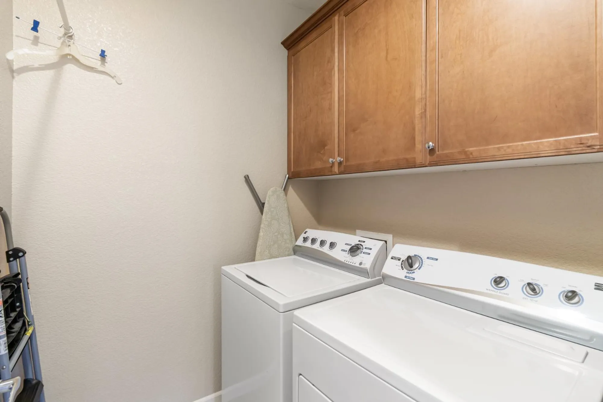 Property Slideshow image 18 of 33 | 7475 chatterton way, Sacramento, CA, 95829