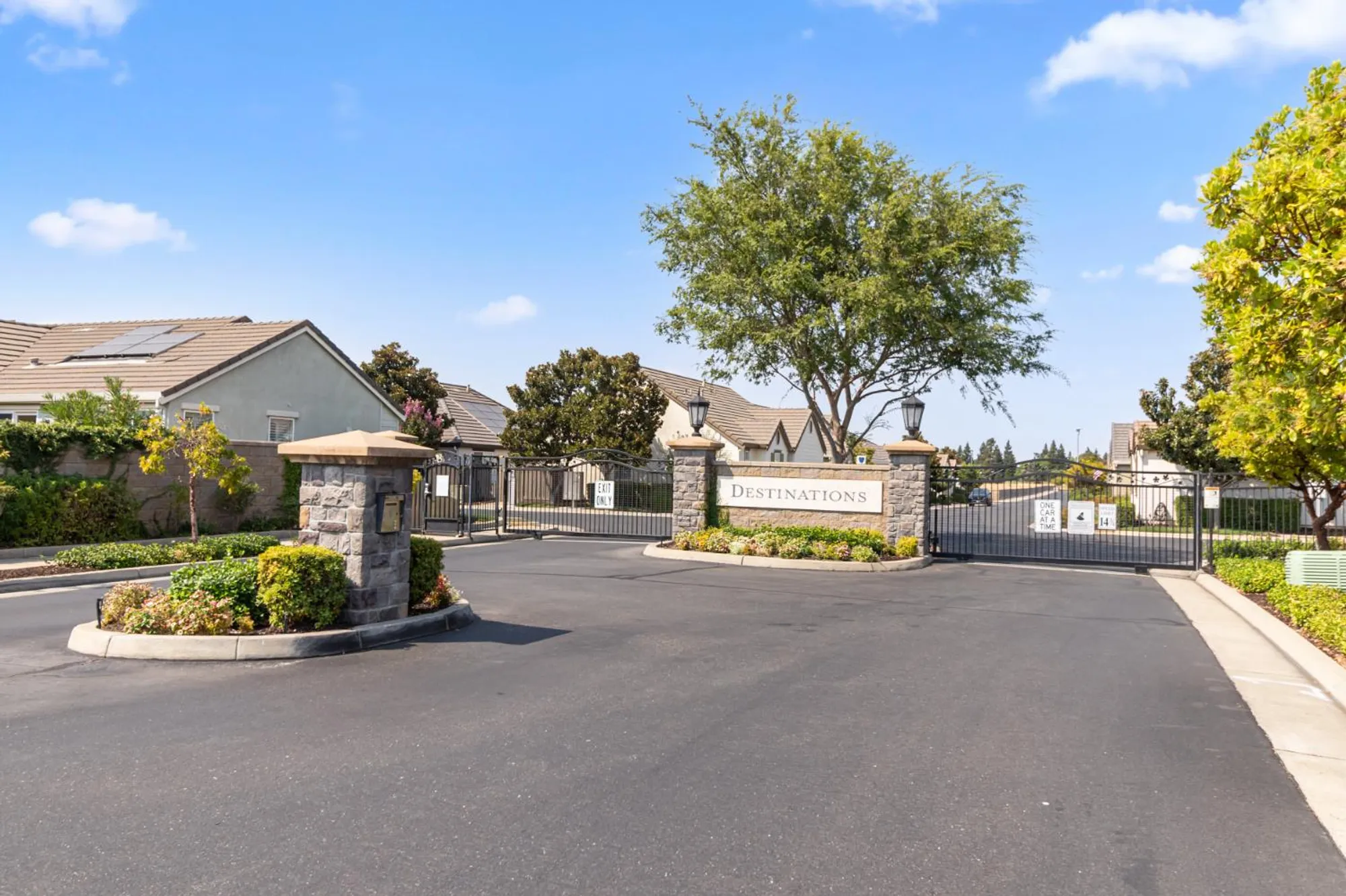 Property Slideshow image 27 of 33 | 7475 chatterton way, Sacramento, CA, 95829