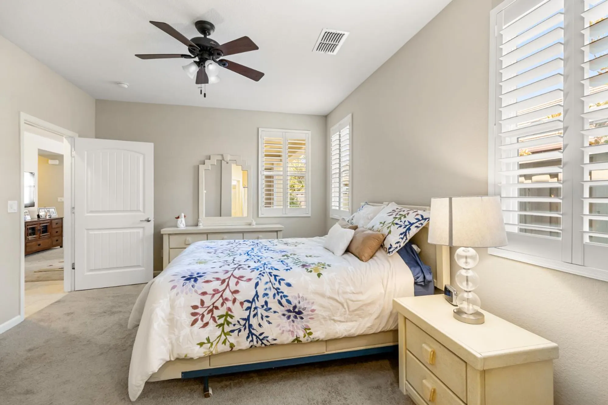 Property Slideshow image 12 of 33 | 7475 chatterton way, Sacramento, CA, 95829