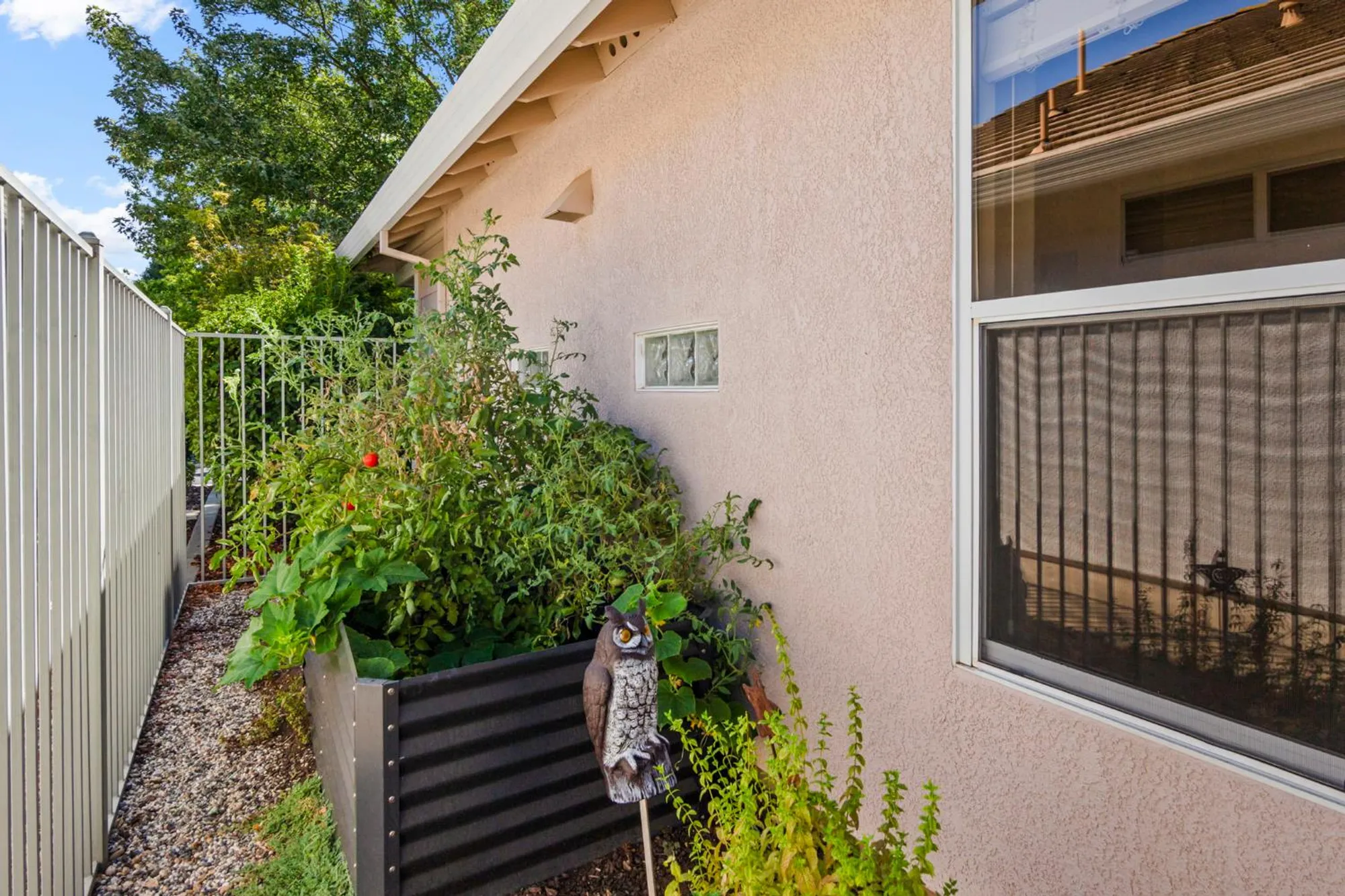 Property Slideshow image 32 of 51 | 7285 clearview way, Roseville, CA, 95747