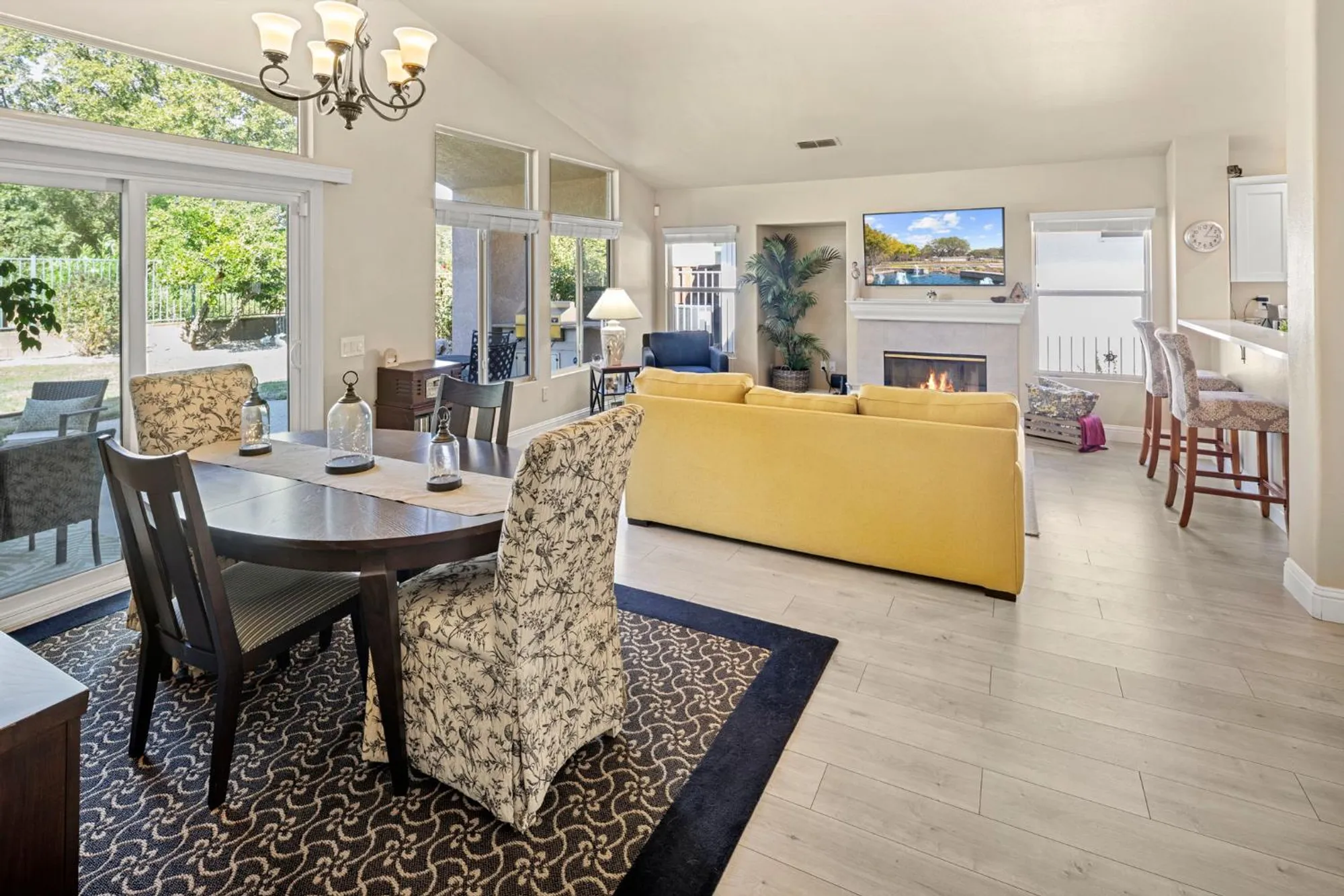 Property Slideshow image 6 of 51 | 7285 clearview way, Roseville, CA, 95747