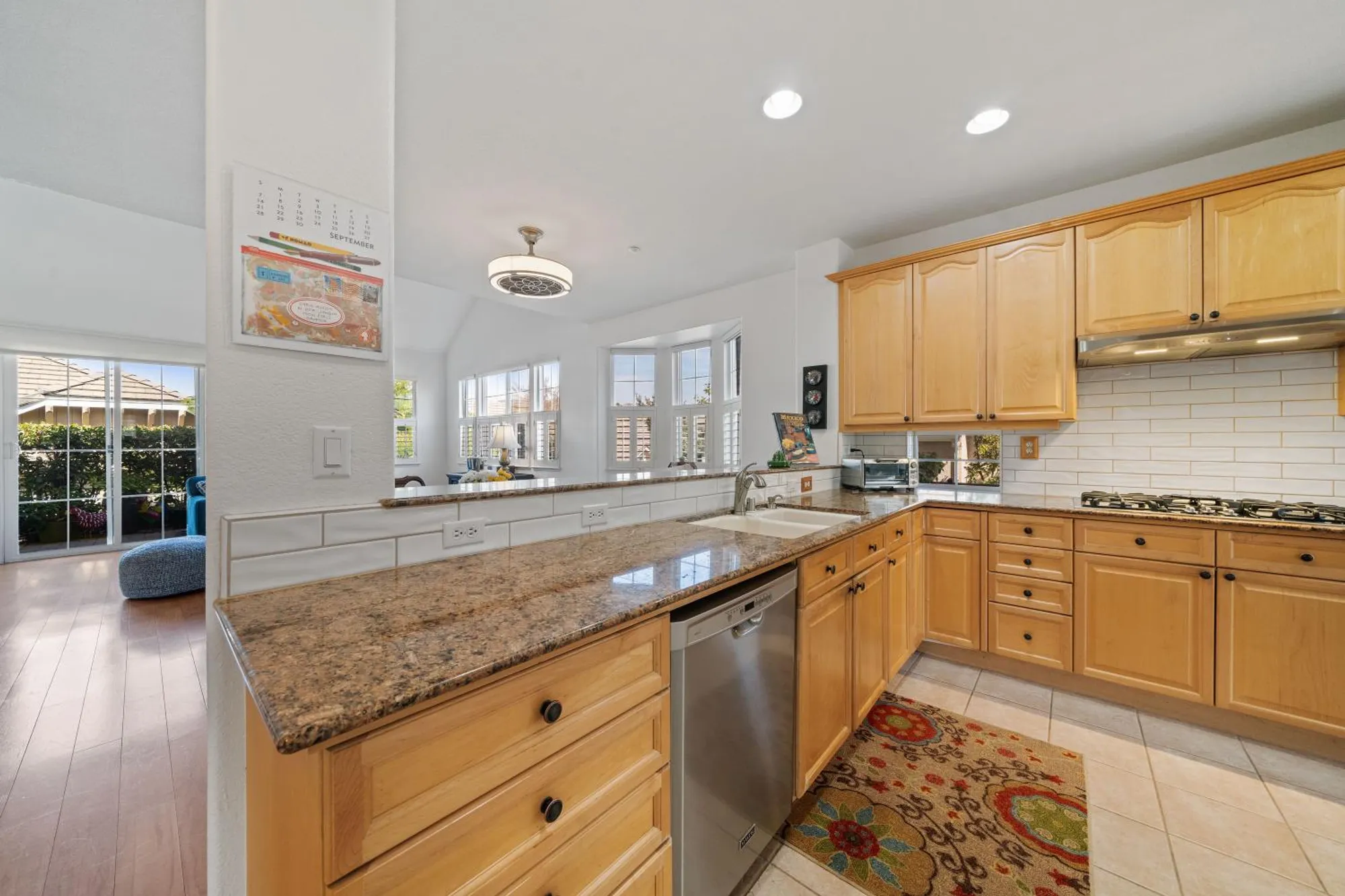 Property Slideshow image 12 of 51 | 3763 park dr, El Dorado Hills, CA, 95762