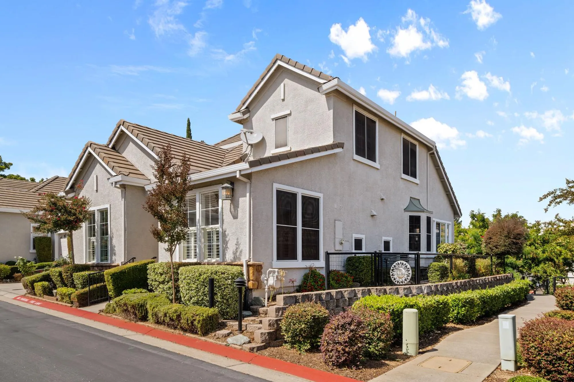 Property Slideshow image 2 of 51 | 3763 park dr, El Dorado Hills, CA, 95762