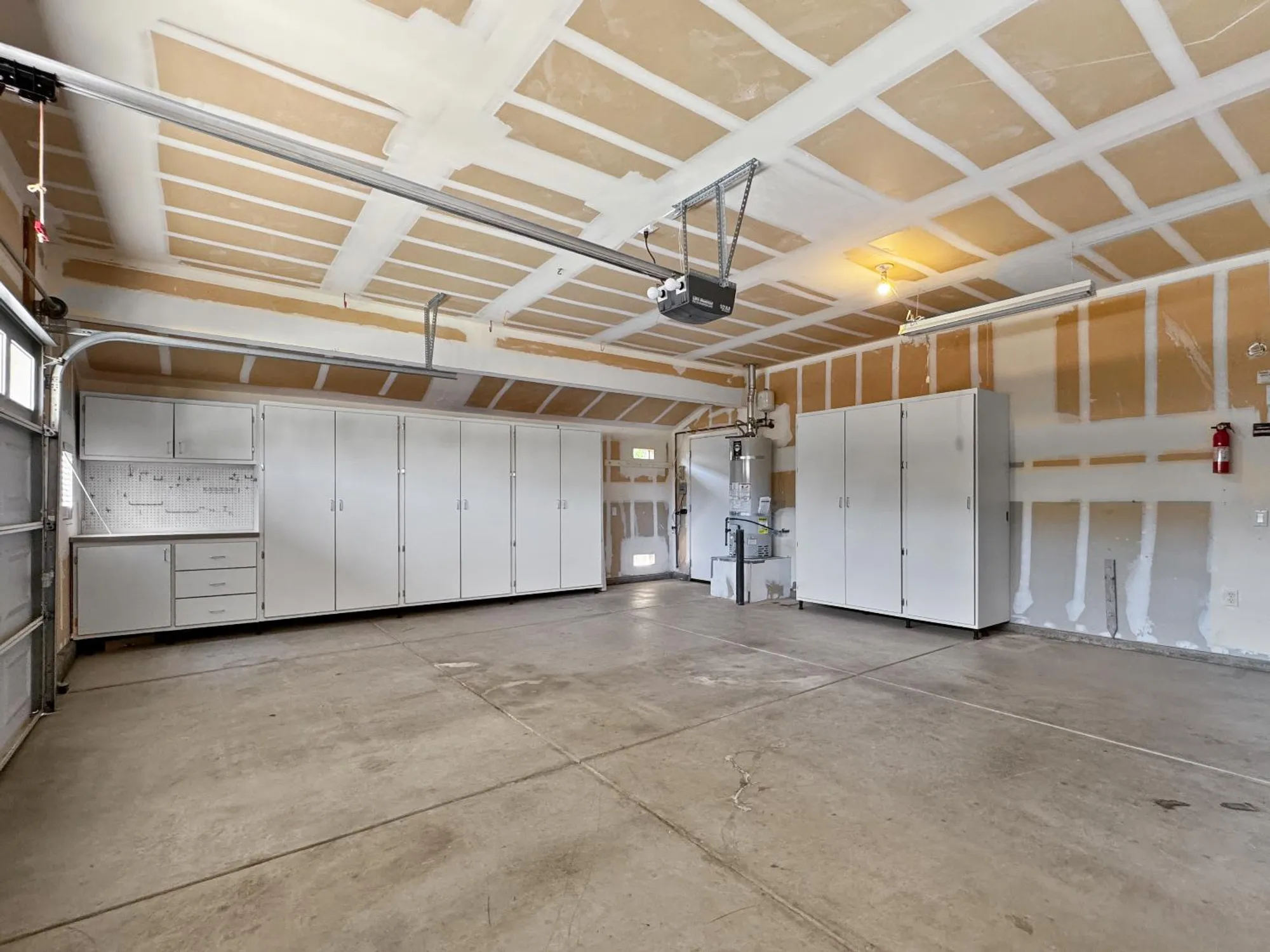 Property Slideshow image 19 of 20 | 1325 secret lake loop, Lincoln, CA, 95648