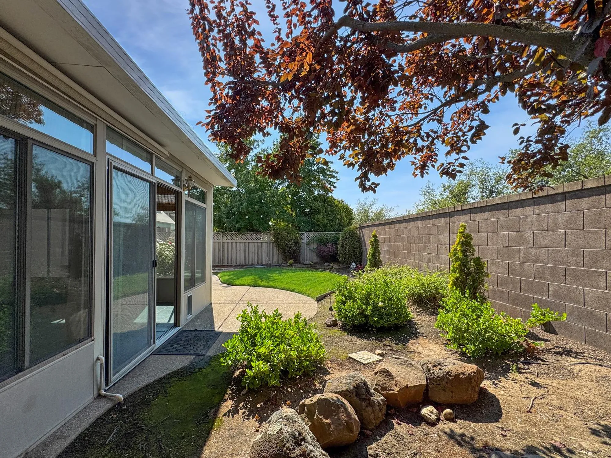 Property Slideshow image 16 of 20 | 1325 secret lake loop, Lincoln, CA, 95648