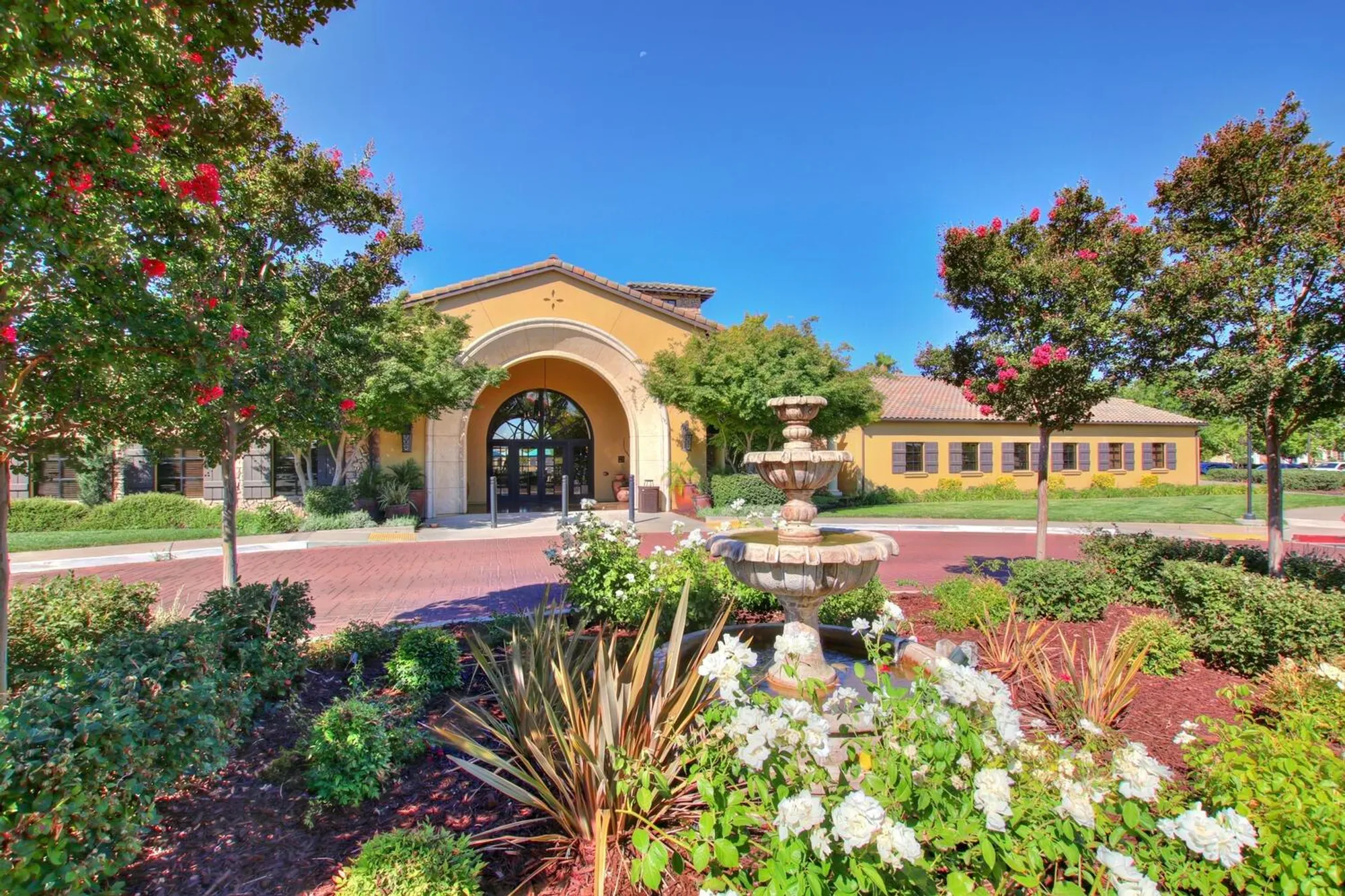 Property Slideshow image 51 of 75 | 14 riposto pl, Sacramento, CA, 95834