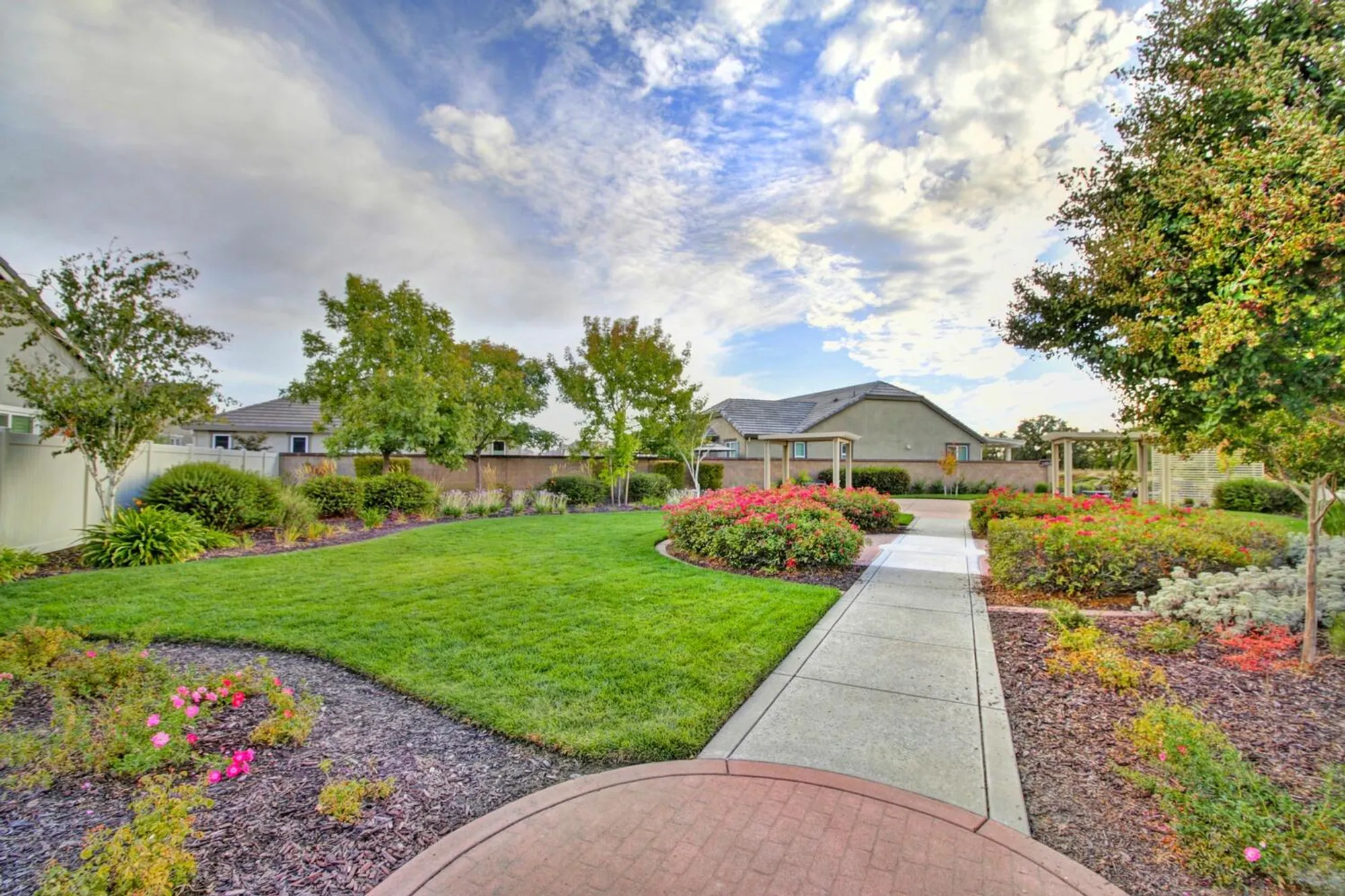 Property Slideshow image 64 of 75 | 14 riposto pl, Sacramento, CA, 95834