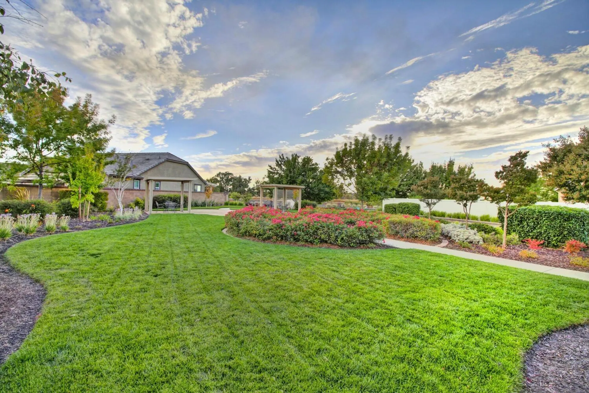 Property Slideshow image 65 of 75 | 14 riposto pl, Sacramento, CA, 95834
