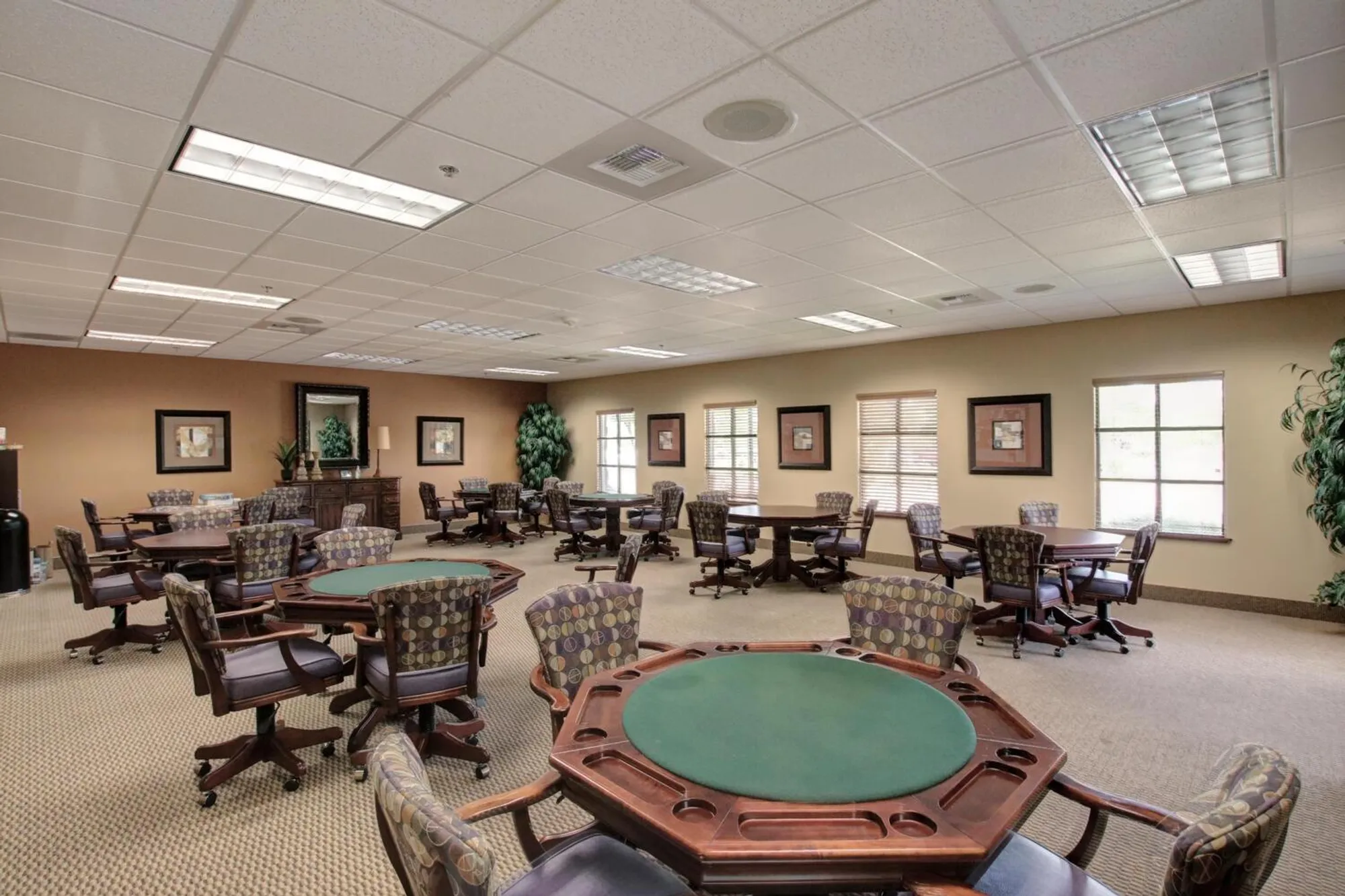 Property Slideshow image 55 of 75 | 14 riposto pl, Sacramento, CA, 95834