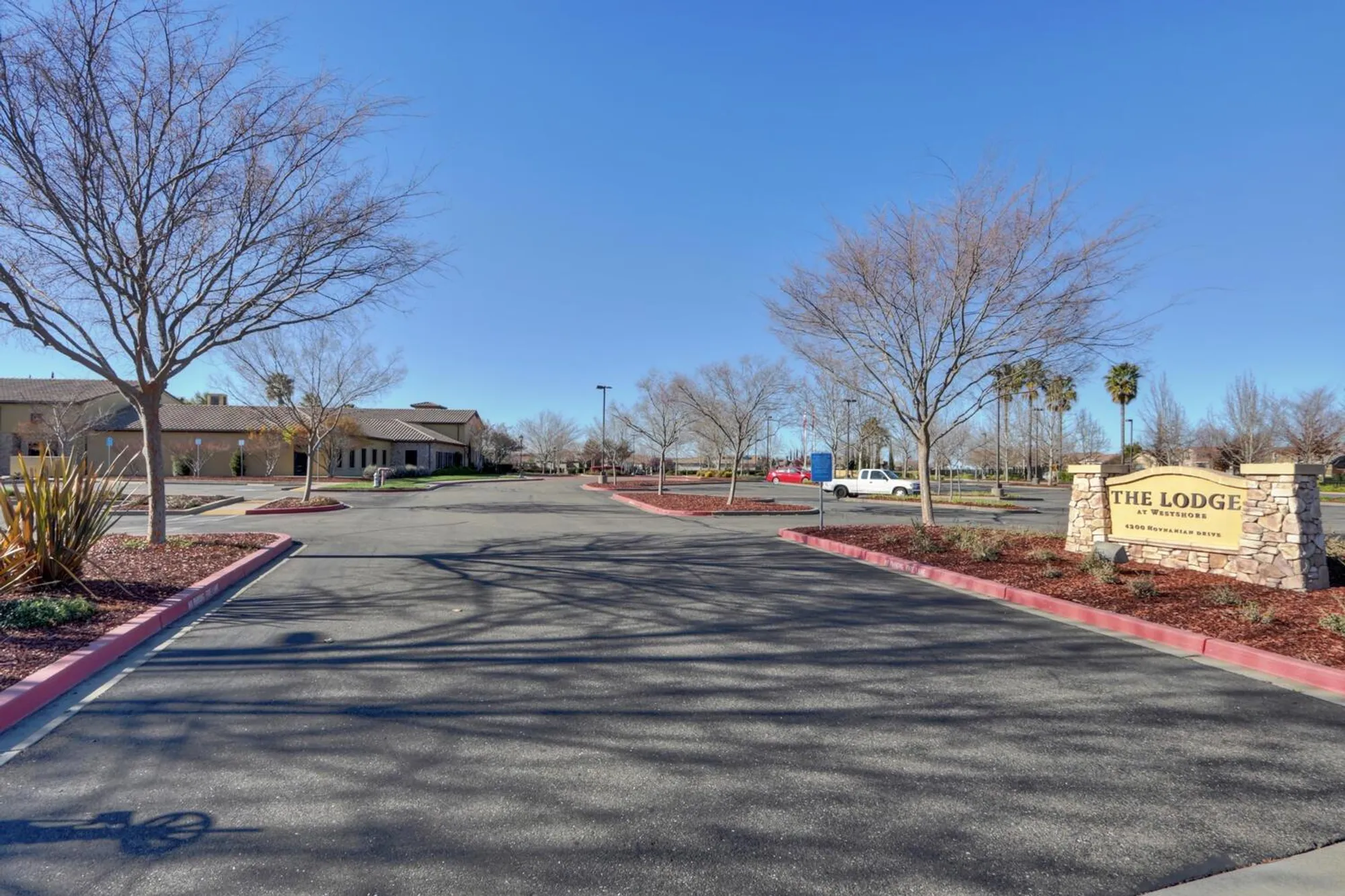 Property Slideshow image 74 of 75 | 14 riposto pl, Sacramento, CA, 95834