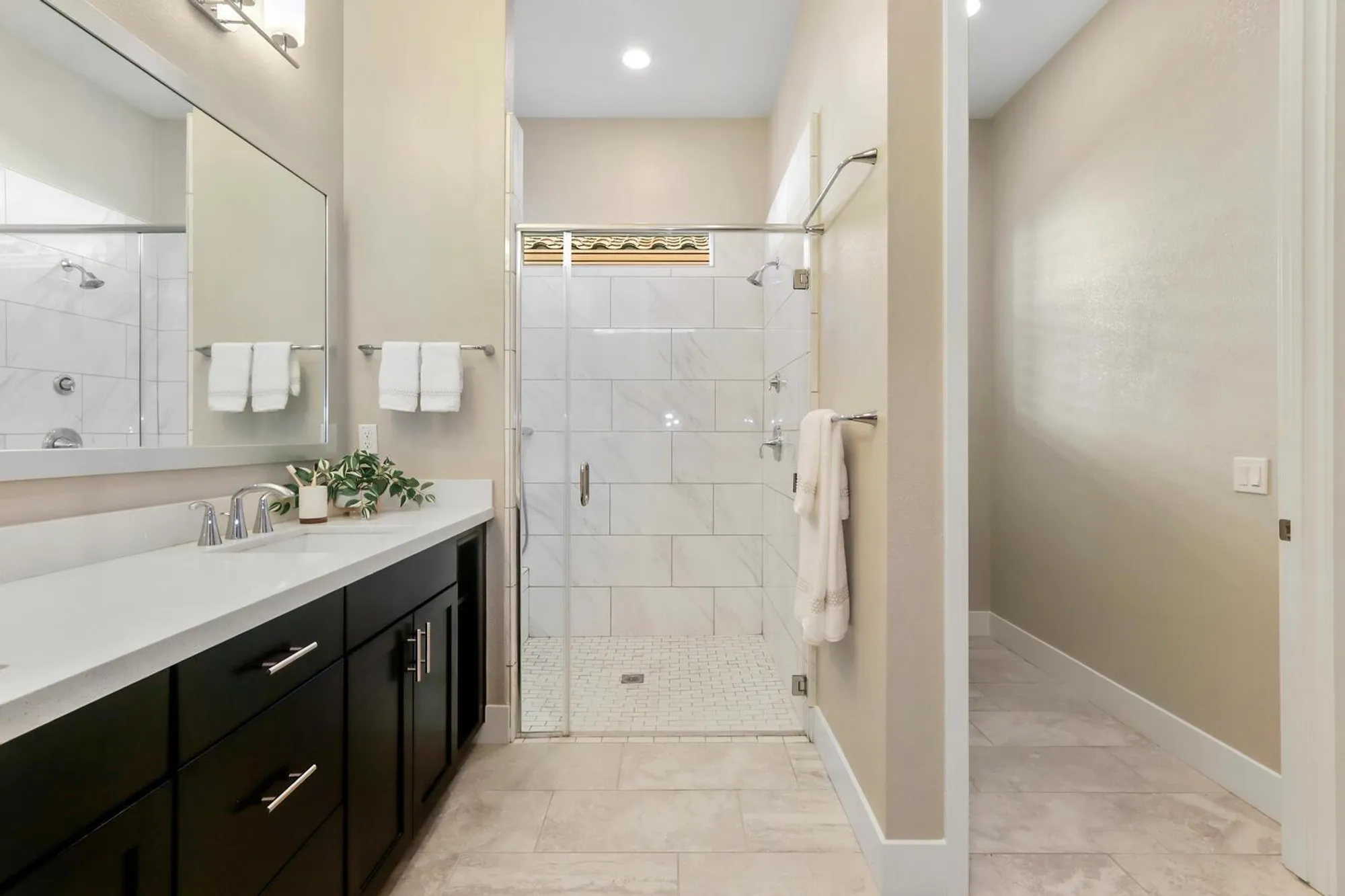 Property Slideshow image 31 of 75 | 14 riposto pl, Sacramento, CA, 95834
