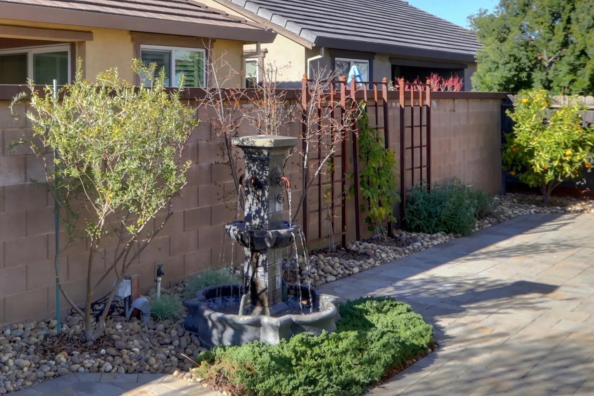 Property Slideshow image 45 of 75 | 14 riposto pl, Sacramento, CA, 95834