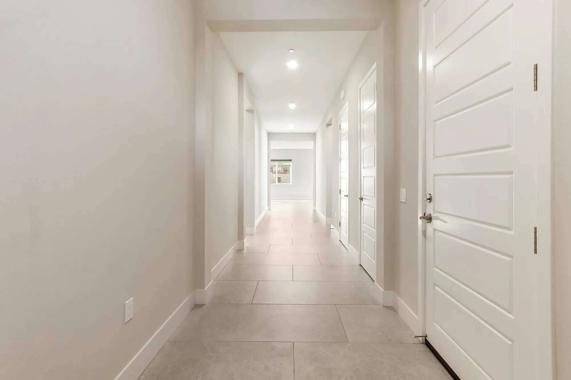 Property Slideshow image 8 of 75 | 14 riposto pl, Sacramento, CA, 95834