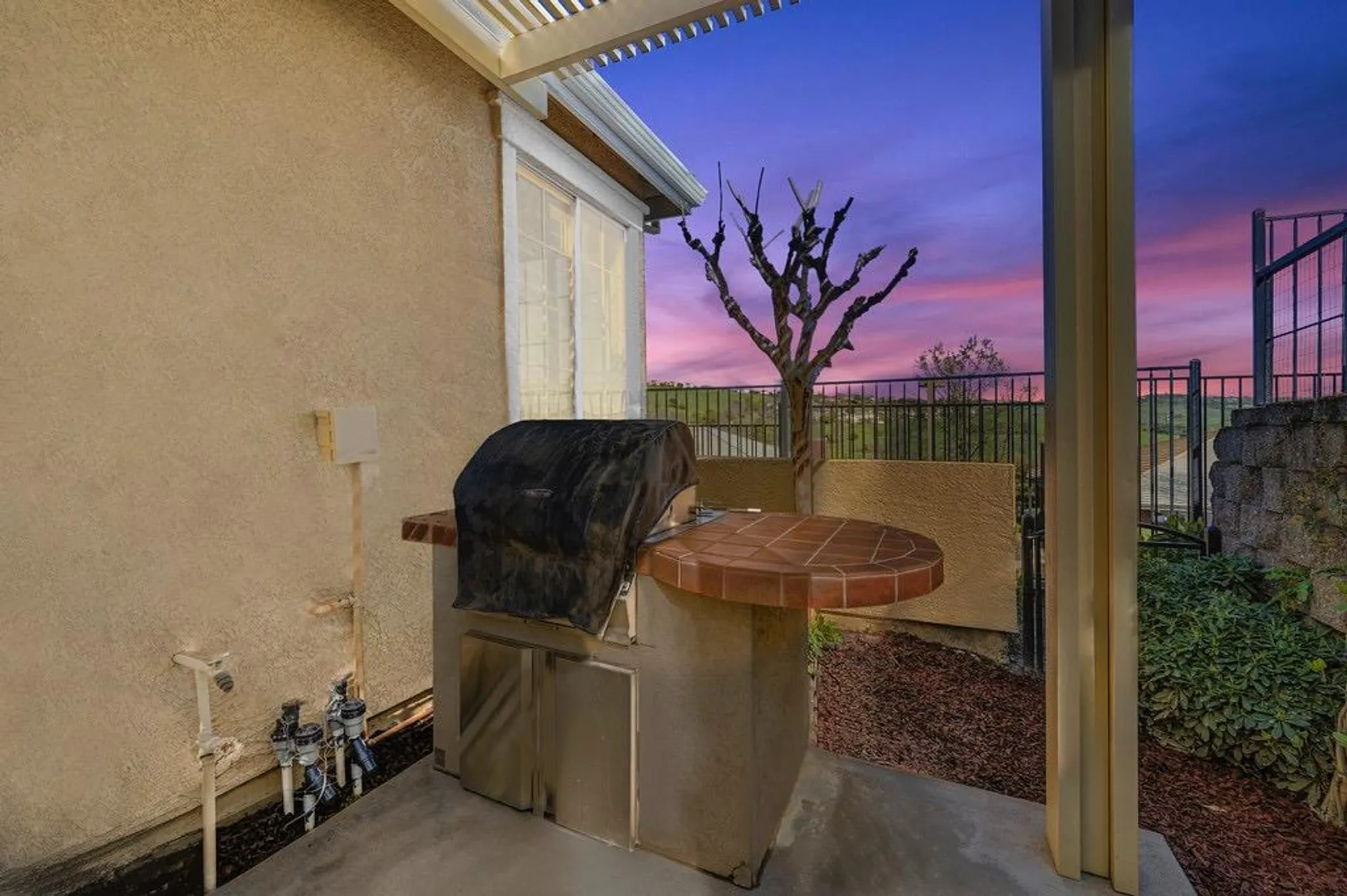 Property Slideshow image 37 of 55 | 3769 park dr, El Dorado Hills, CA, 95762