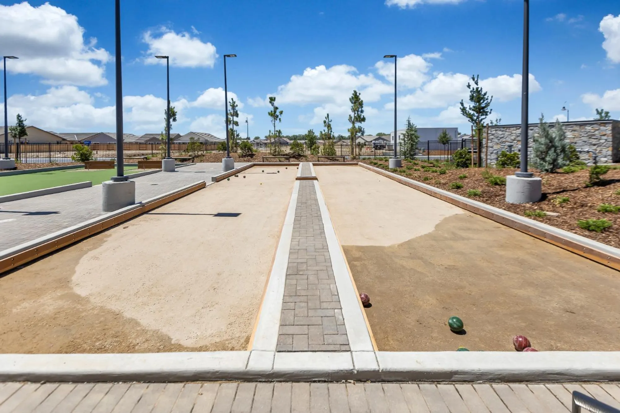 Property Slideshow image 26 of 27 | 2079 marlette way, Lincoln, CA, 95648