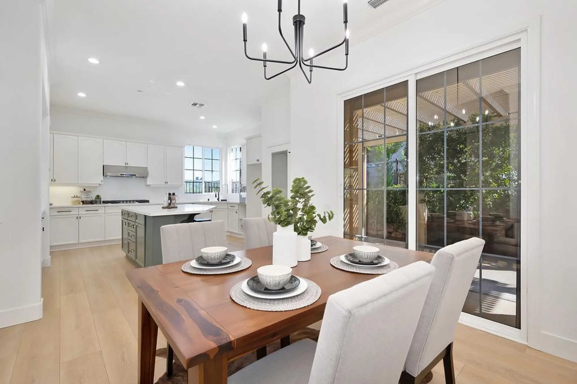 Property Slideshow image 12 of 55 | 3769 park dr, El Dorado Hills, CA, 95762