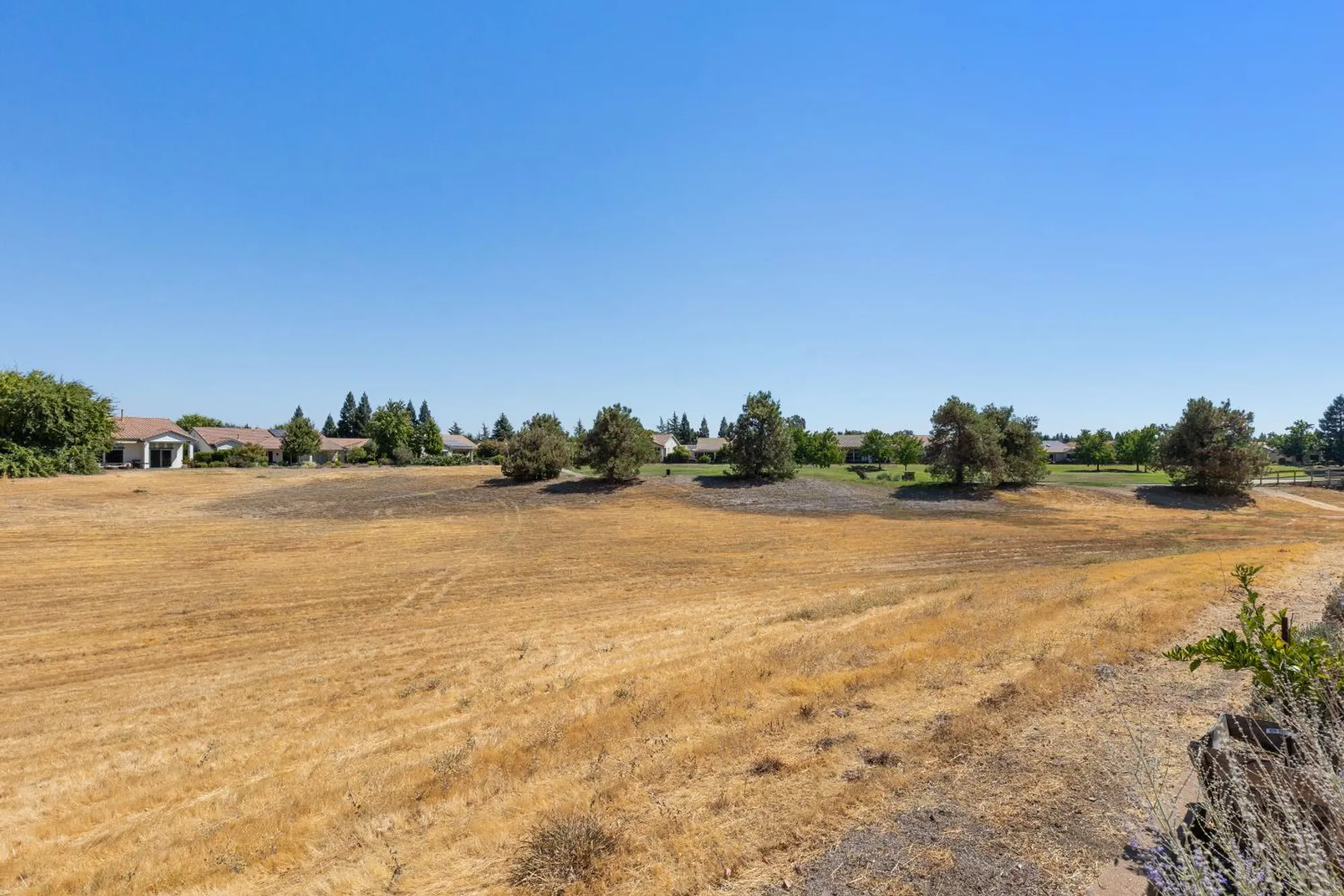 Property Slideshow image 32 of 37 | 145 northfield ct, Lincoln, CA, 95648