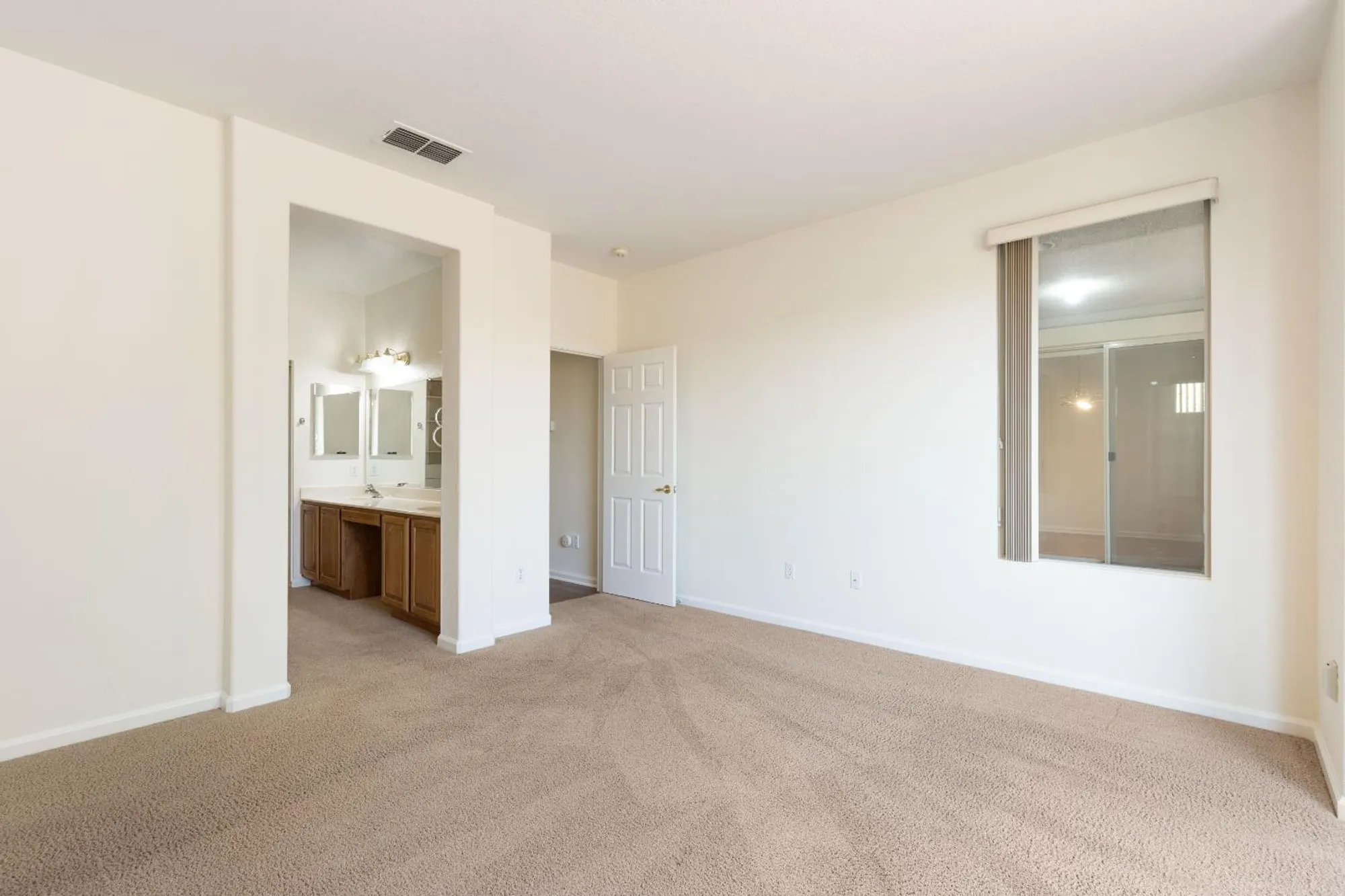Property Slideshow image 19 of 37 | 145 northfield ct, Lincoln, CA, 95648