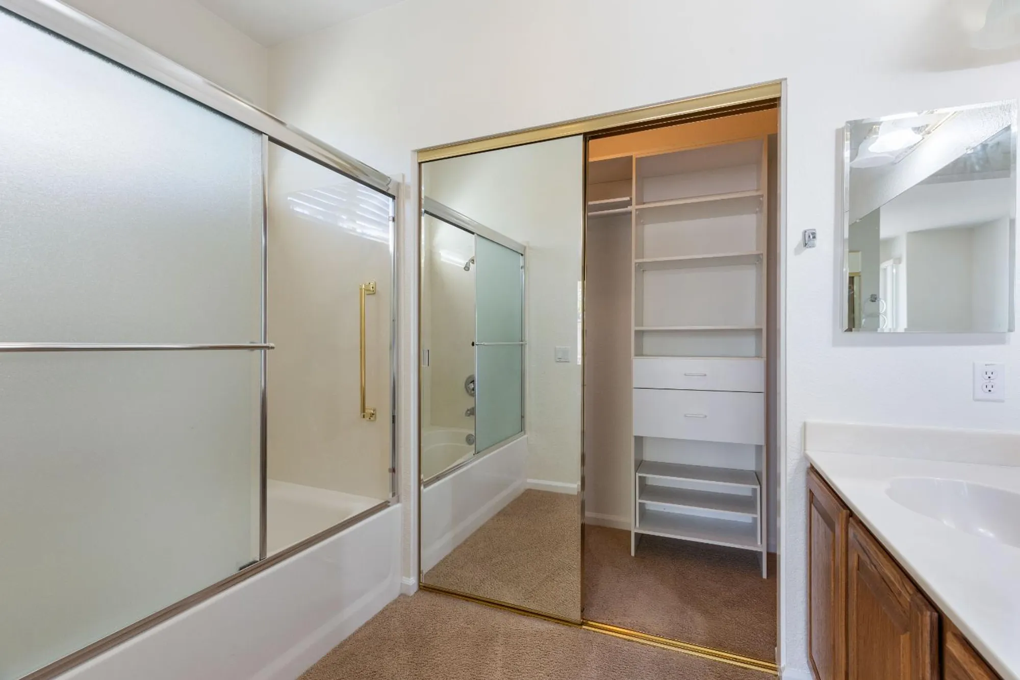 Property Slideshow image 21 of 37 | 145 northfield ct, Lincoln, CA, 95648