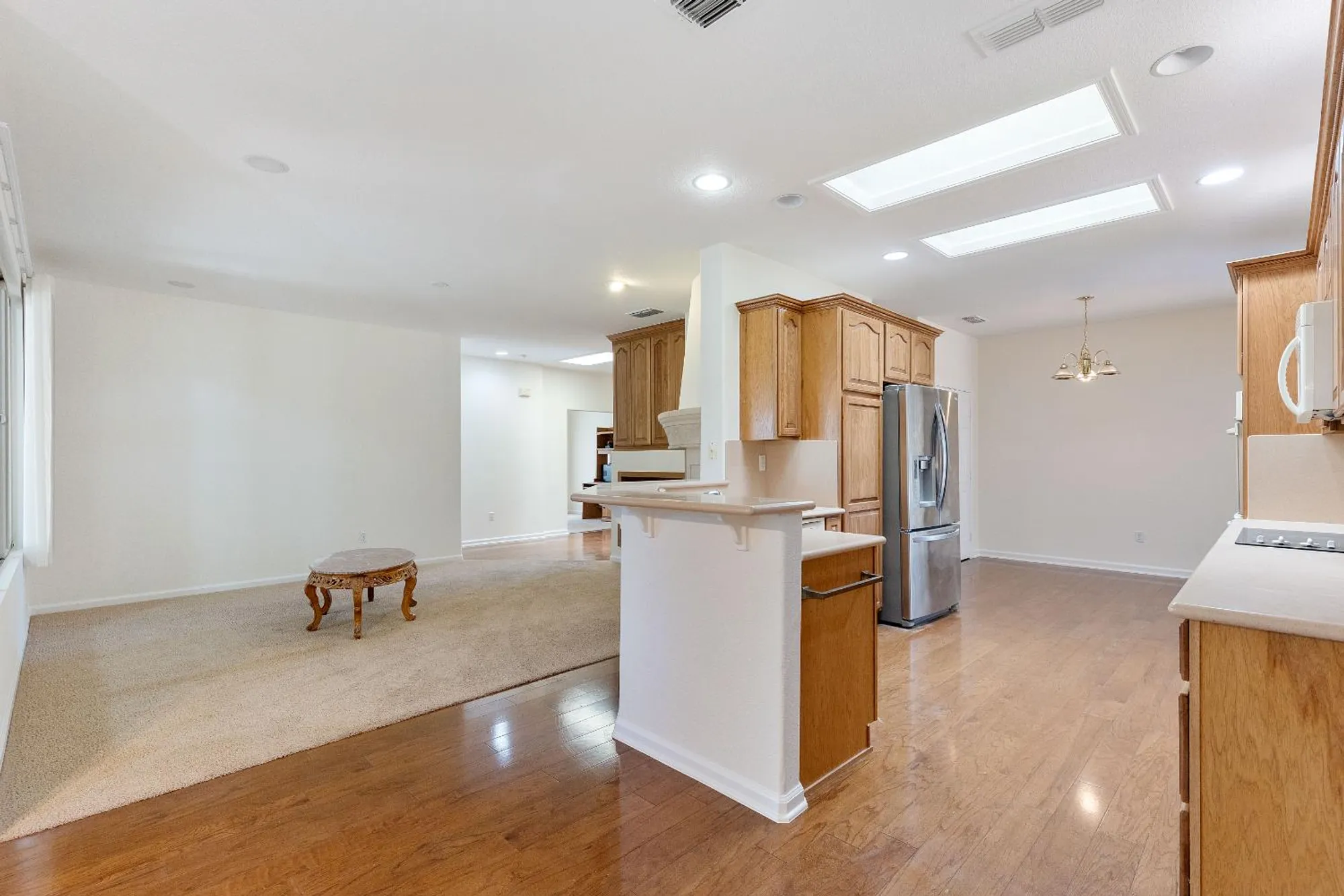 Property Slideshow image 8 of 37 | 145 northfield ct, Lincoln, CA, 95648