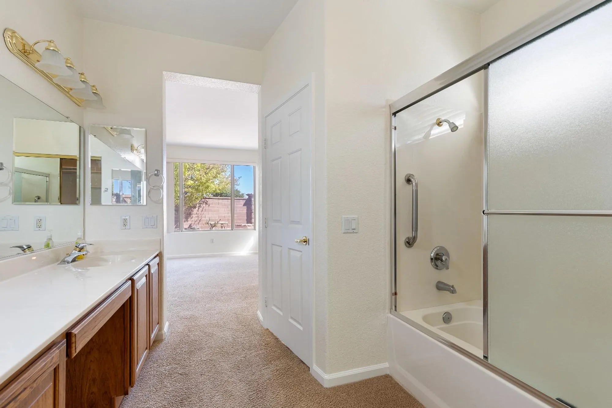 Property Slideshow image 22 of 37 | 145 northfield ct, Lincoln, CA, 95648
