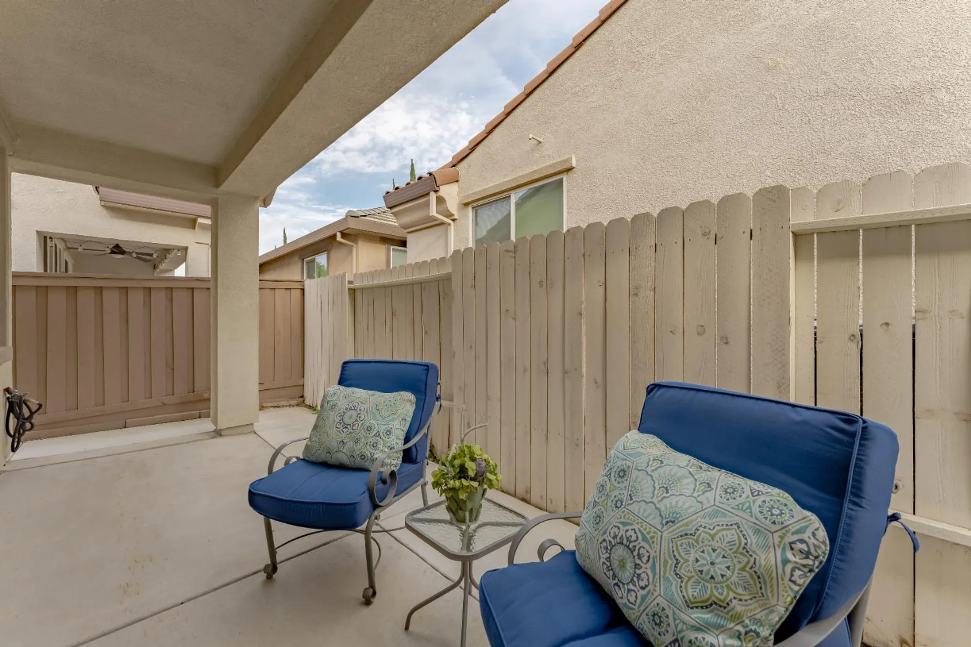 Property Slideshow image 15 of 30 | 4083 arco del paso ln, Sacramento, CA, 95834