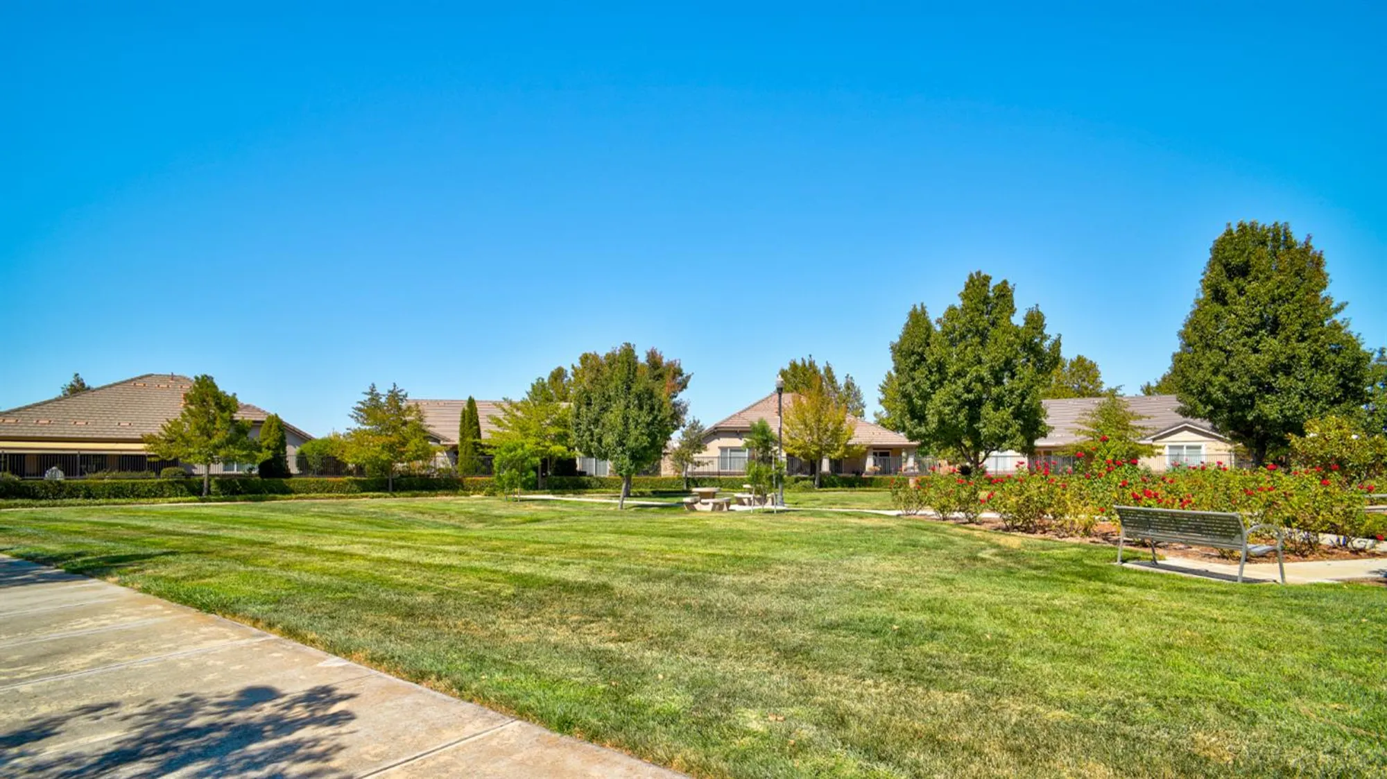 Property Slideshow image 32 of 32 | 7828 barnsley way, Elk Grove, CA, 95757