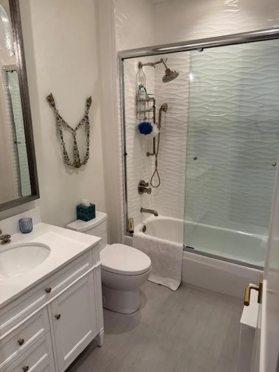 Property Slideshow image 19 of 25 | 7488 whistlestop way, Roseville, CA, 95747