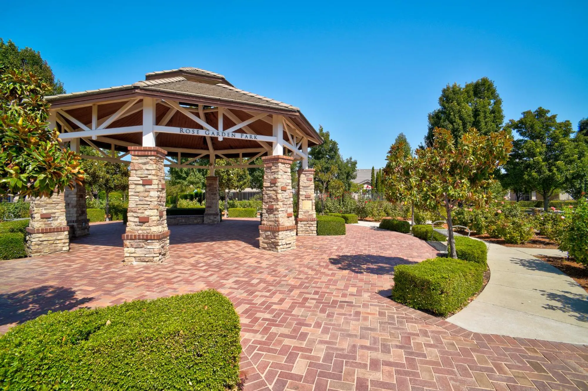 Property Slideshow image 29 of 32 | 7828 barnsley way, Elk Grove, CA, 95757