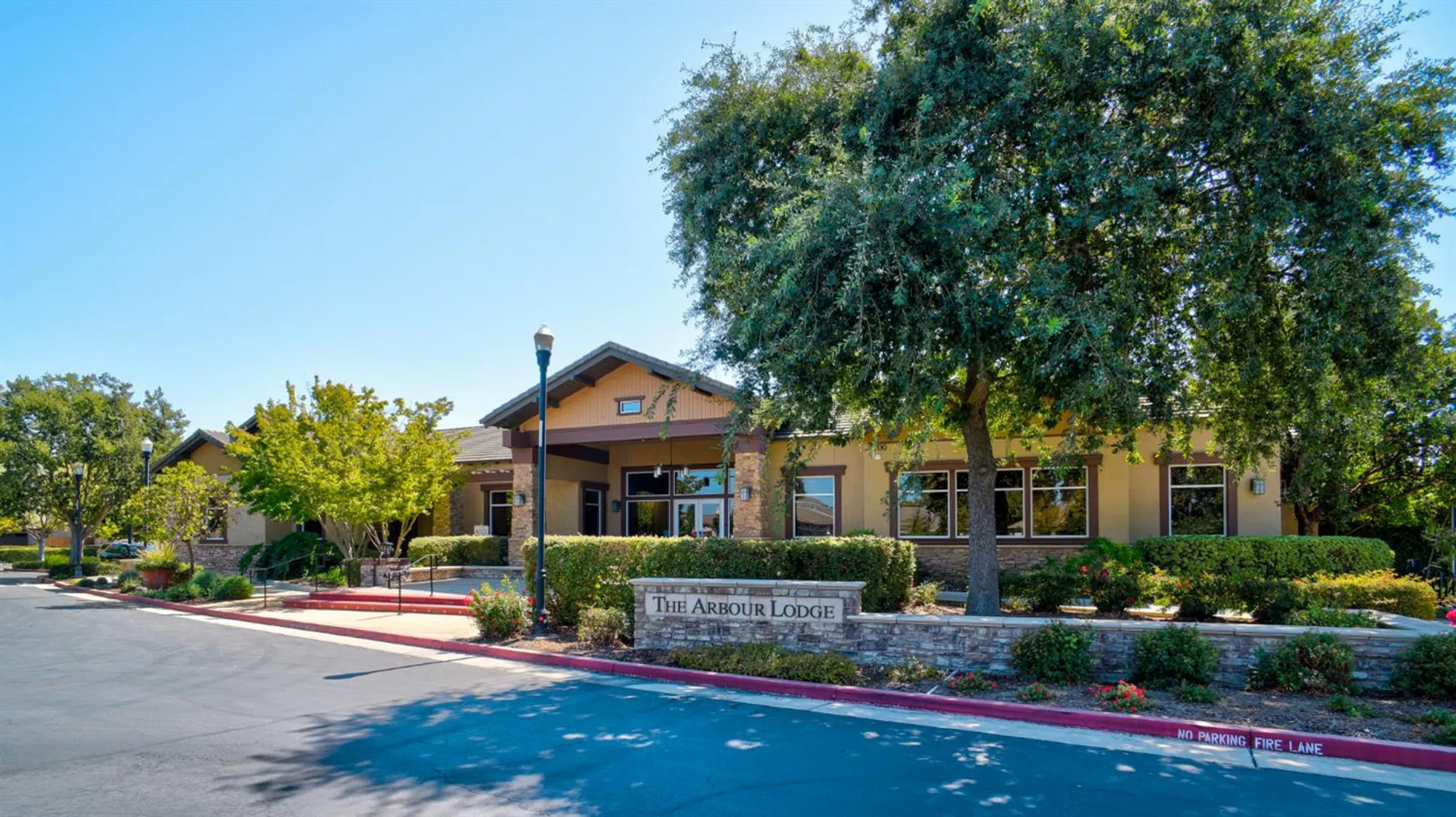 Property Slideshow image 22 of 32 | 7828 barnsley way, Elk Grove, CA, 95757