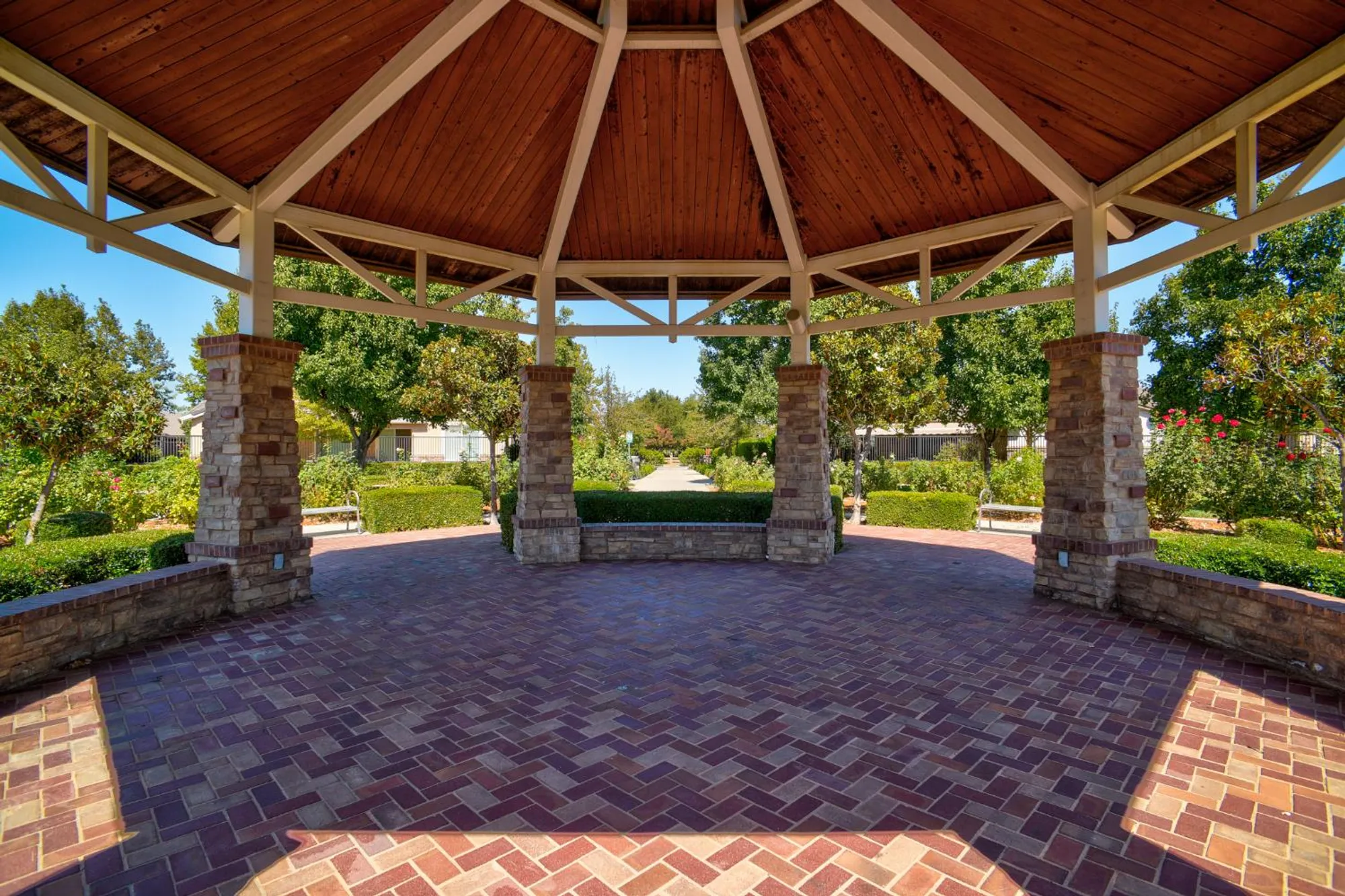 Property Slideshow image 30 of 32 | 7828 barnsley way, Elk Grove, CA, 95757