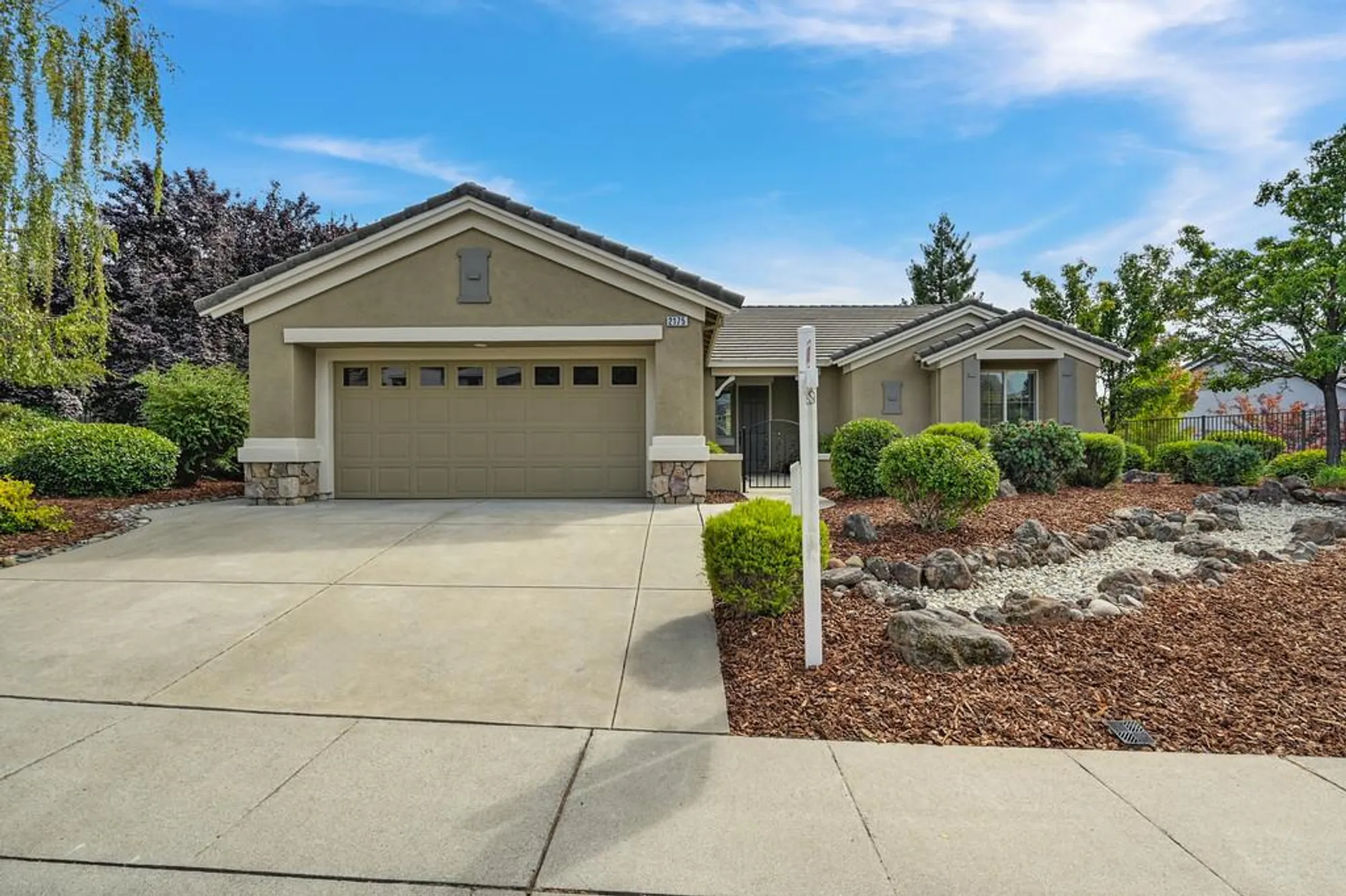 Property Slideshow image 5 of 46 | 2175 hidden hills ln, Lincoln, CA, 95648