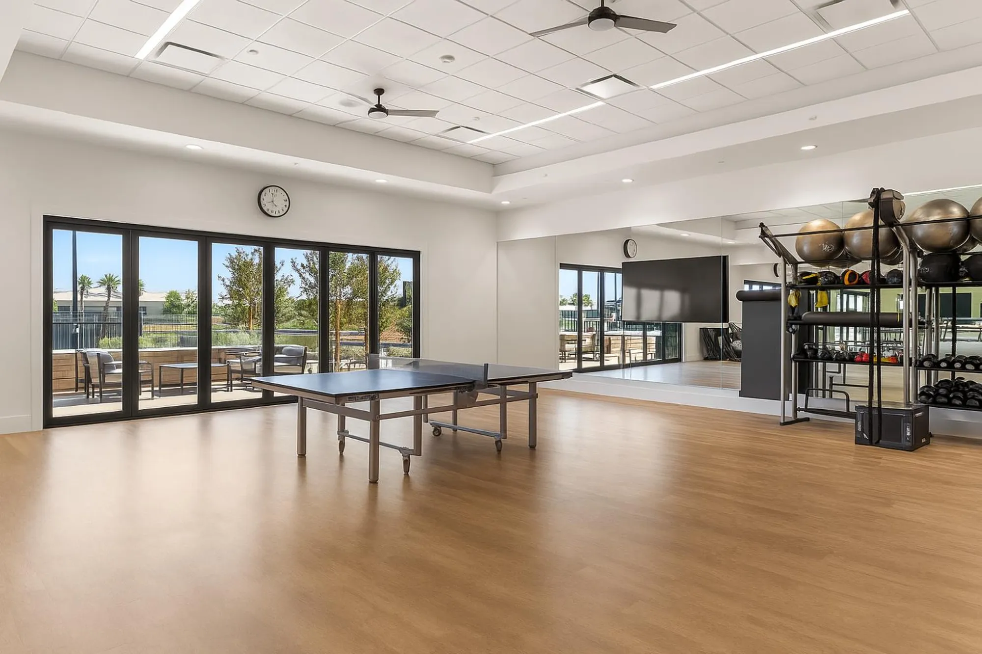 Property Slideshow image 45 of 57 | 1871 snowflower pl, Tracy, CA, 95377