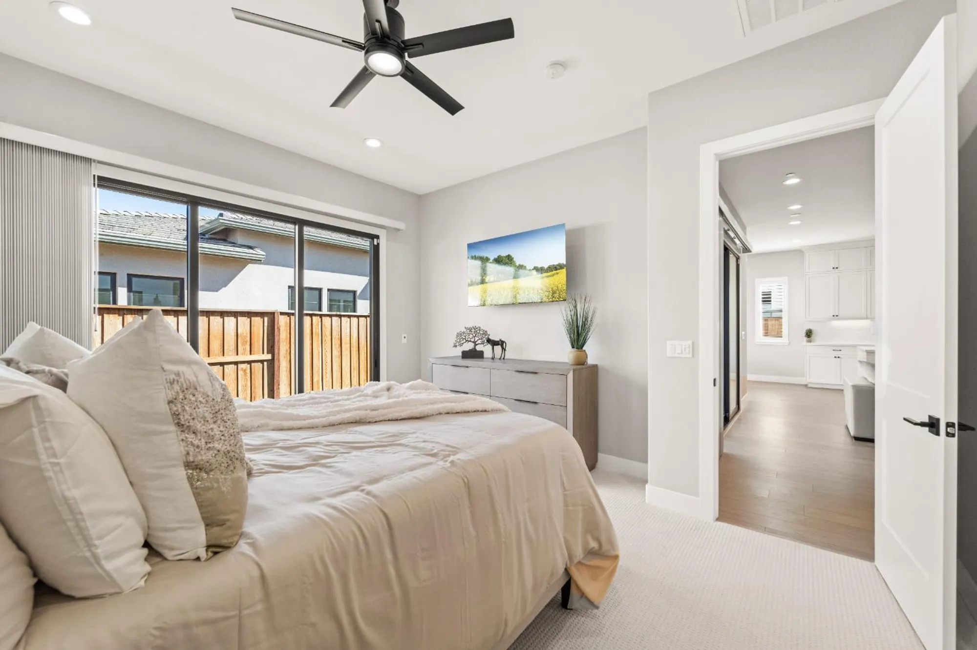 Property Slideshow image 28 of 57 | 1871 snowflower pl, Tracy, CA, 95377