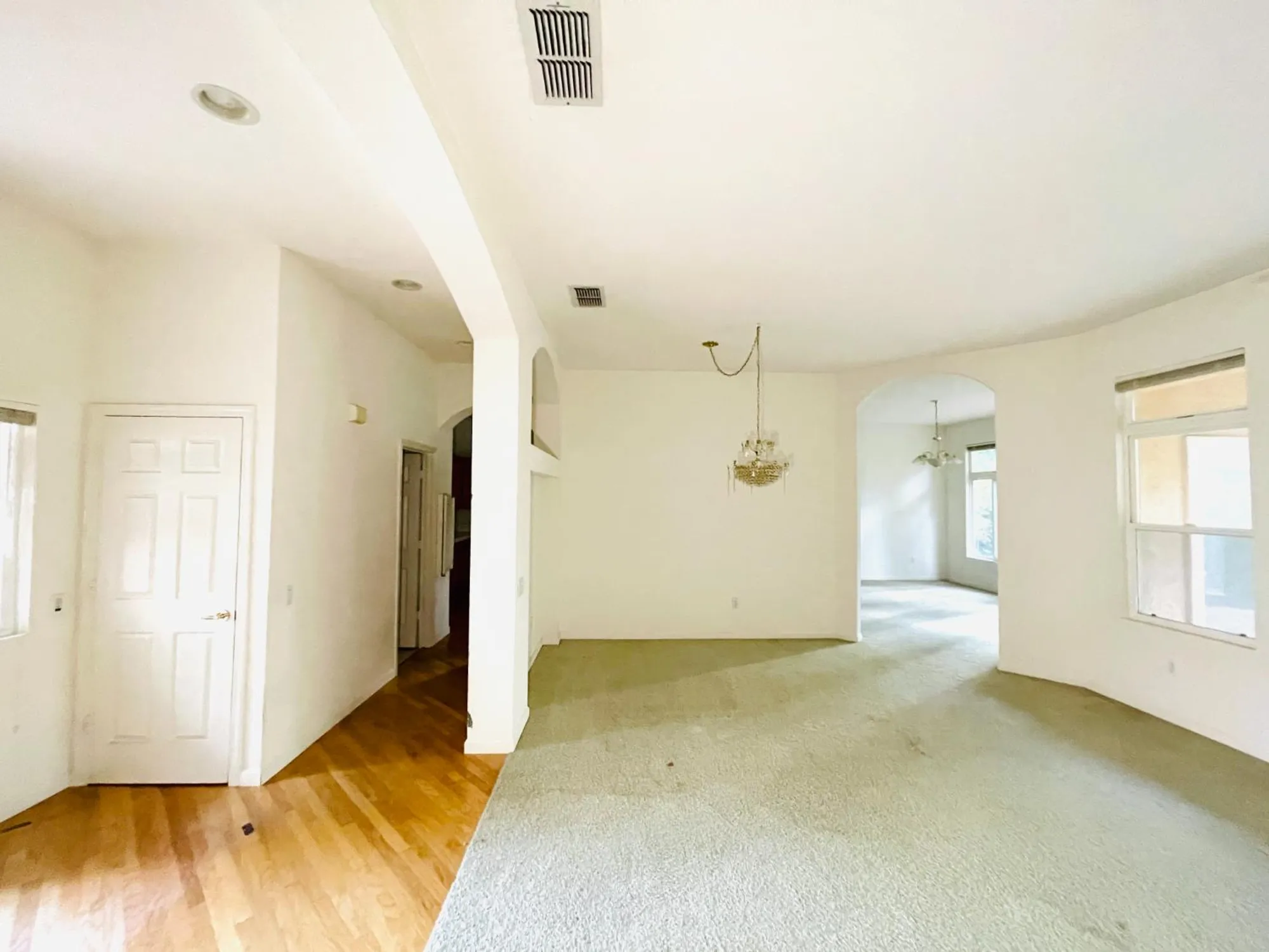 Property Slideshow image 11 of 31 | 8017 steamboat ln, Roseville, CA, 95747