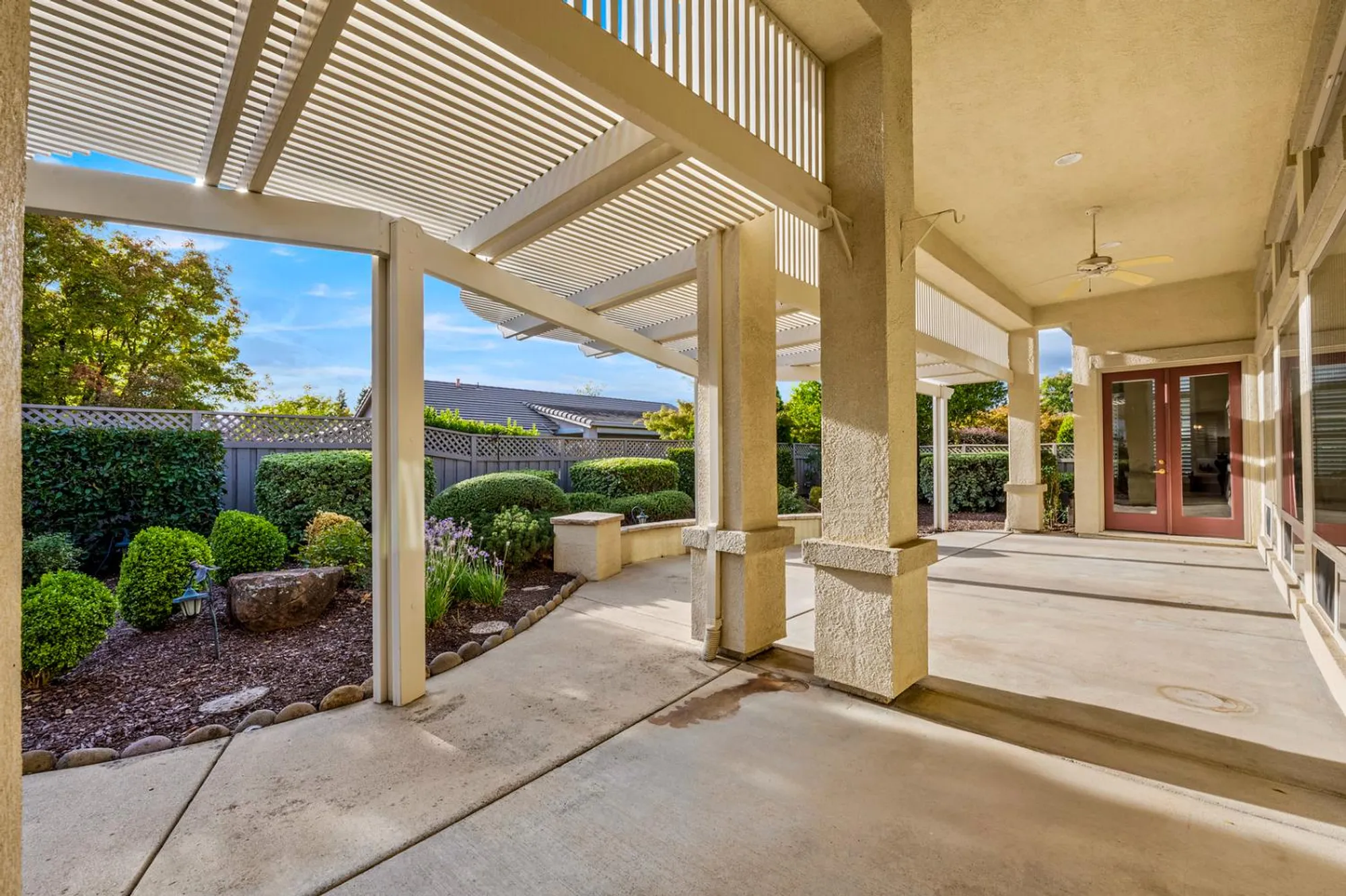 Property Slideshow image 36 of 44 | 856 mossy ridge ln, Lincoln, CA, 95648