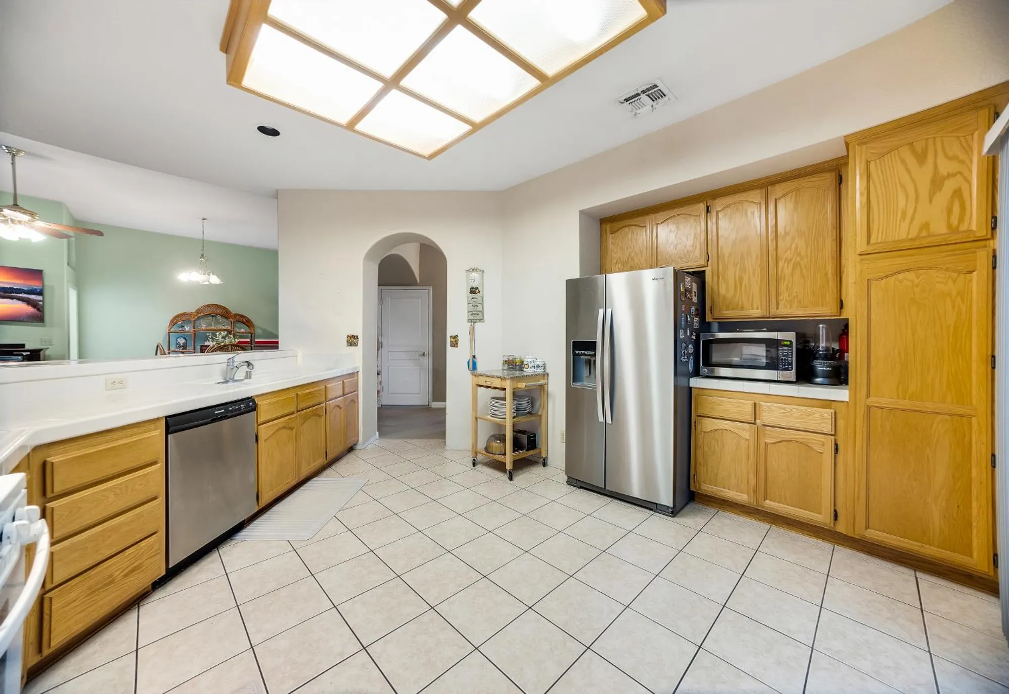 Property Slideshow image 20 of 29 | 7100 sunbridge ln, Sacramento, CA, 95828