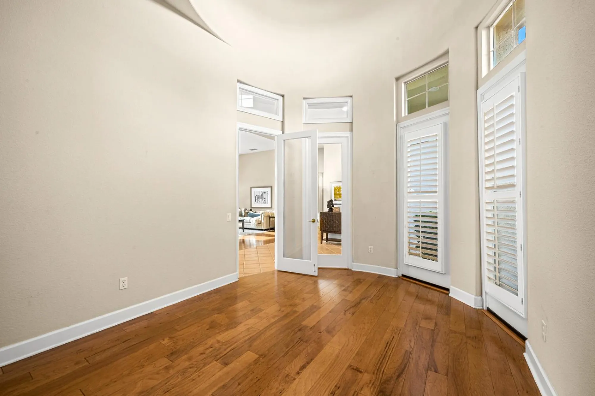 Property Slideshow image 11 of 44 | 856 mossy ridge ln, Lincoln, CA, 95648