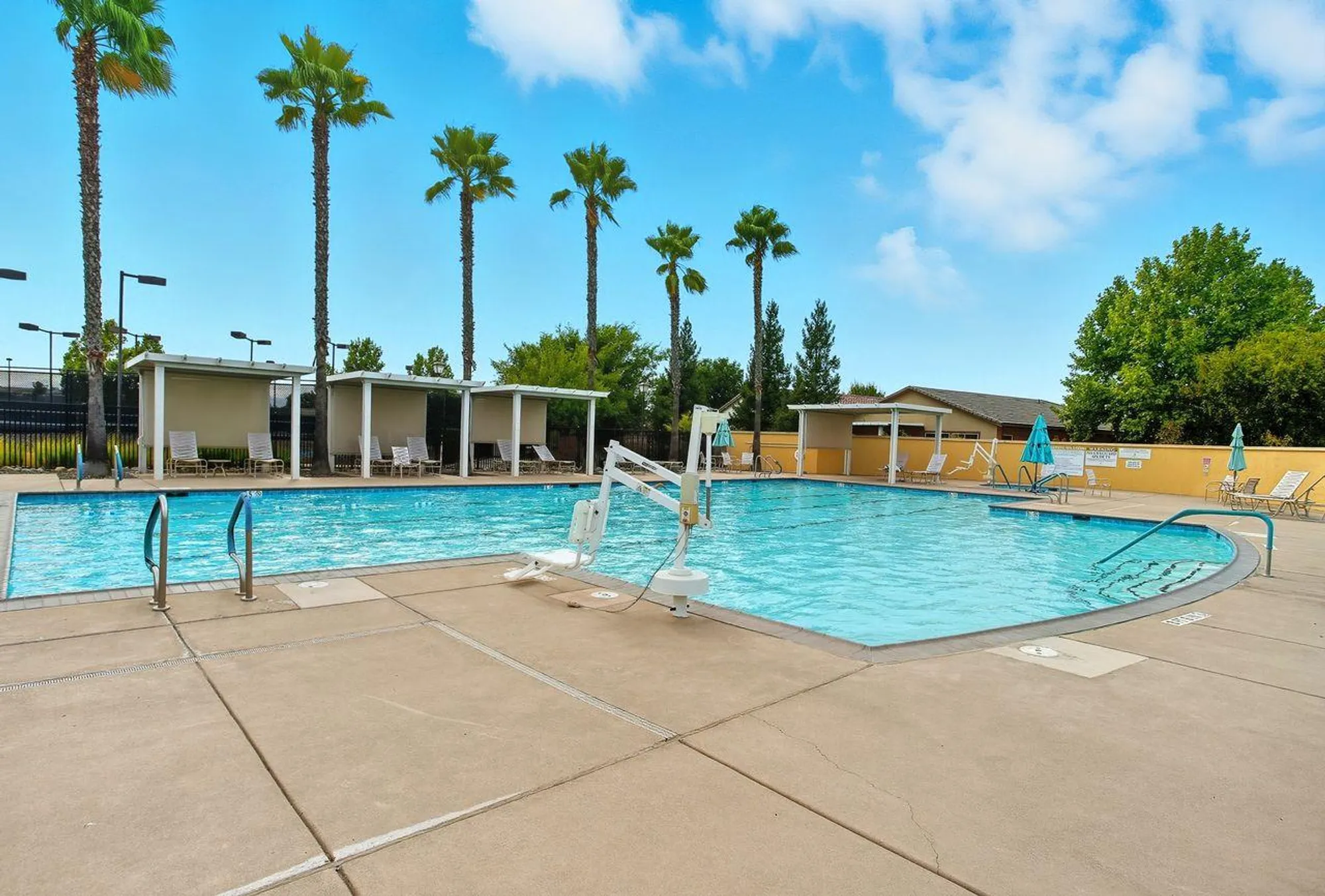 Property Slideshow image 25 of 36 | 4009 crete island ln, Sacramento, CA, 95834