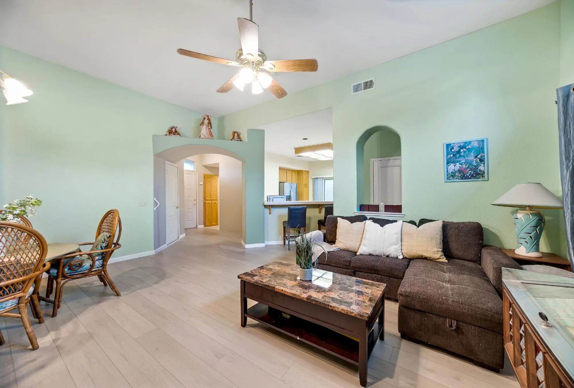 Property Slideshow image 24 of 29 | 7100 sunbridge ln, Sacramento, CA, 95828