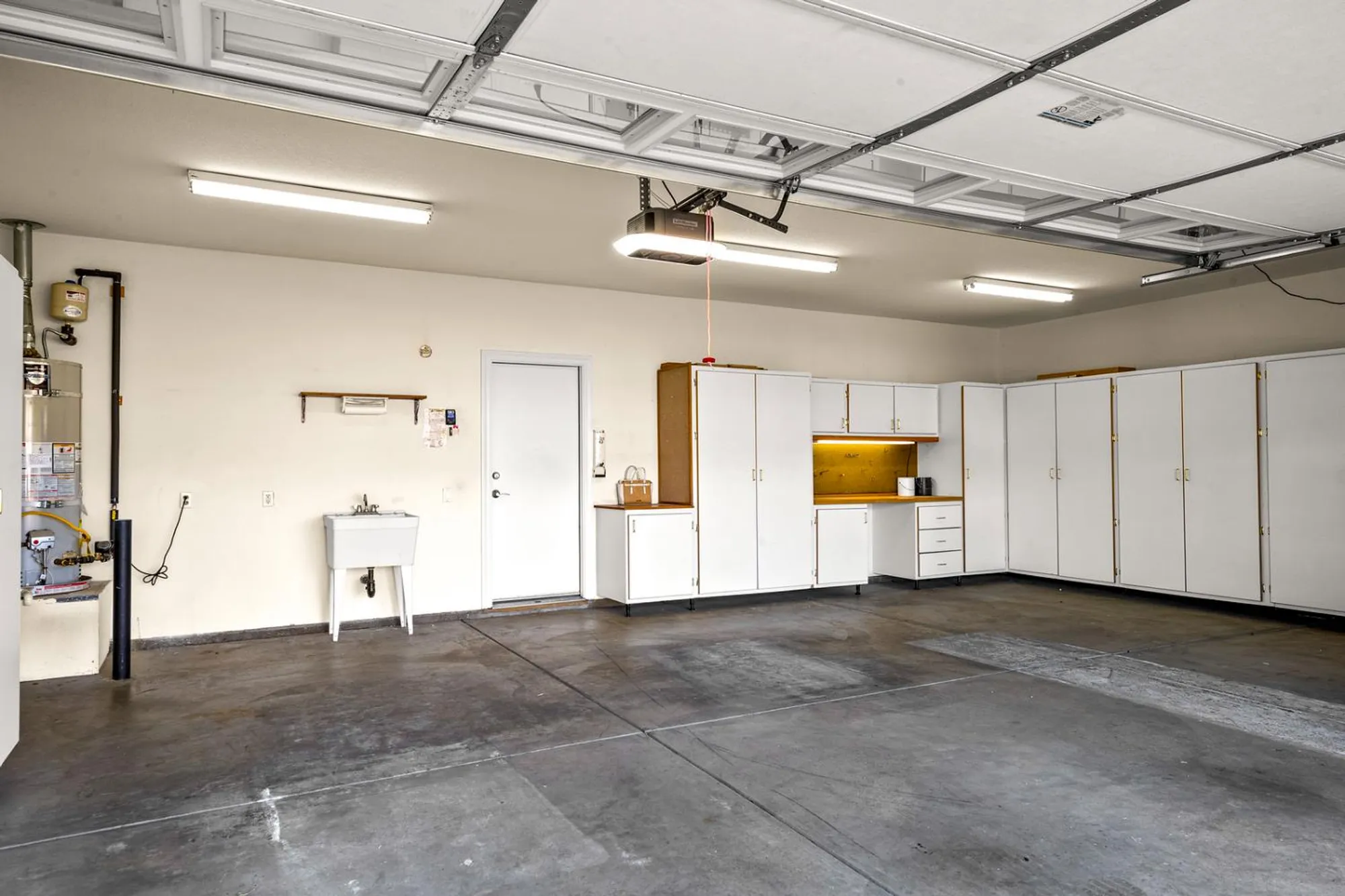 Property Slideshow image 32 of 44 | 856 mossy ridge ln, Lincoln, CA, 95648