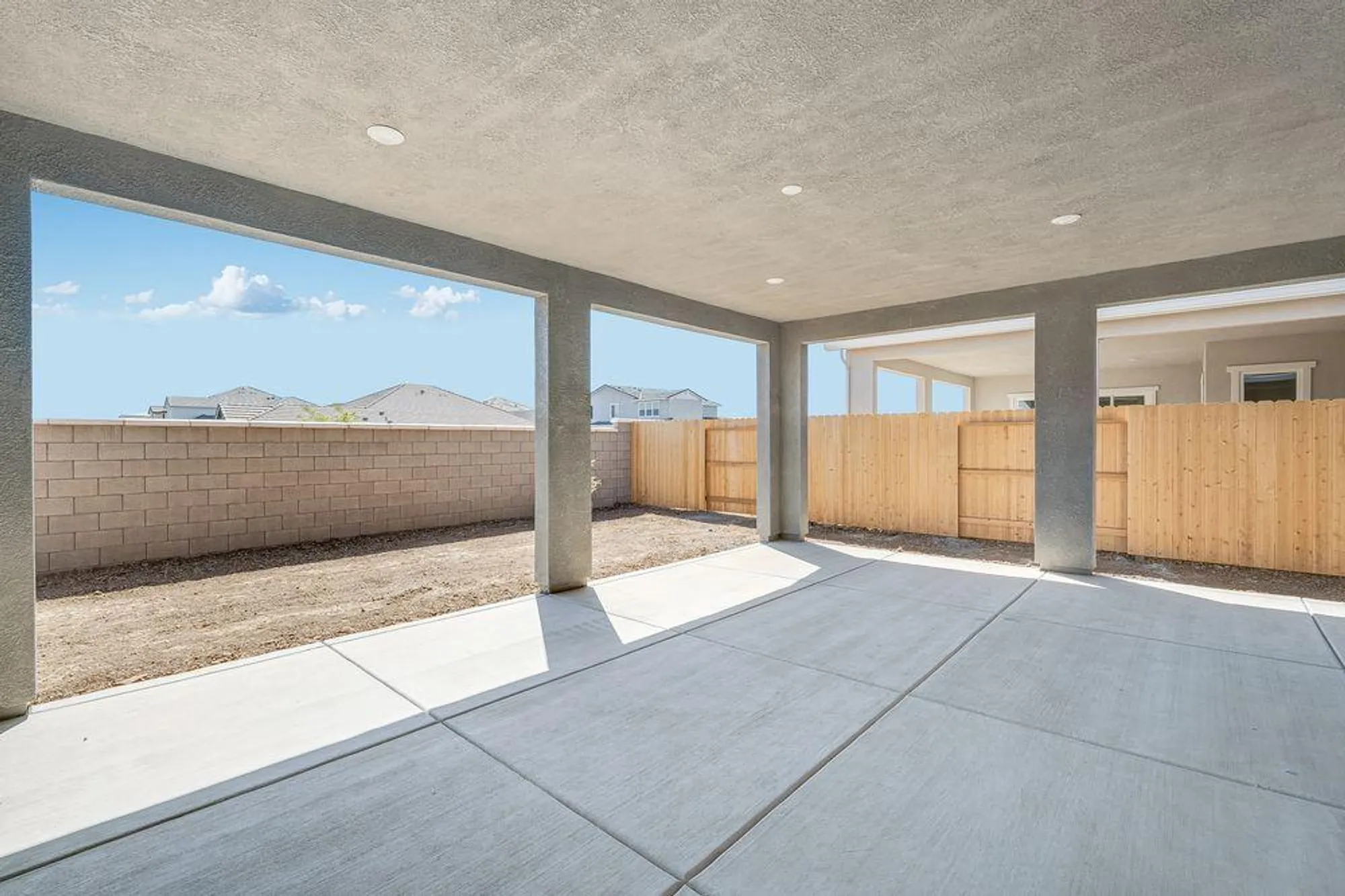 Property Slideshow image 35 of 62 | 8536 rino way, Elk Grove, CA, 95757